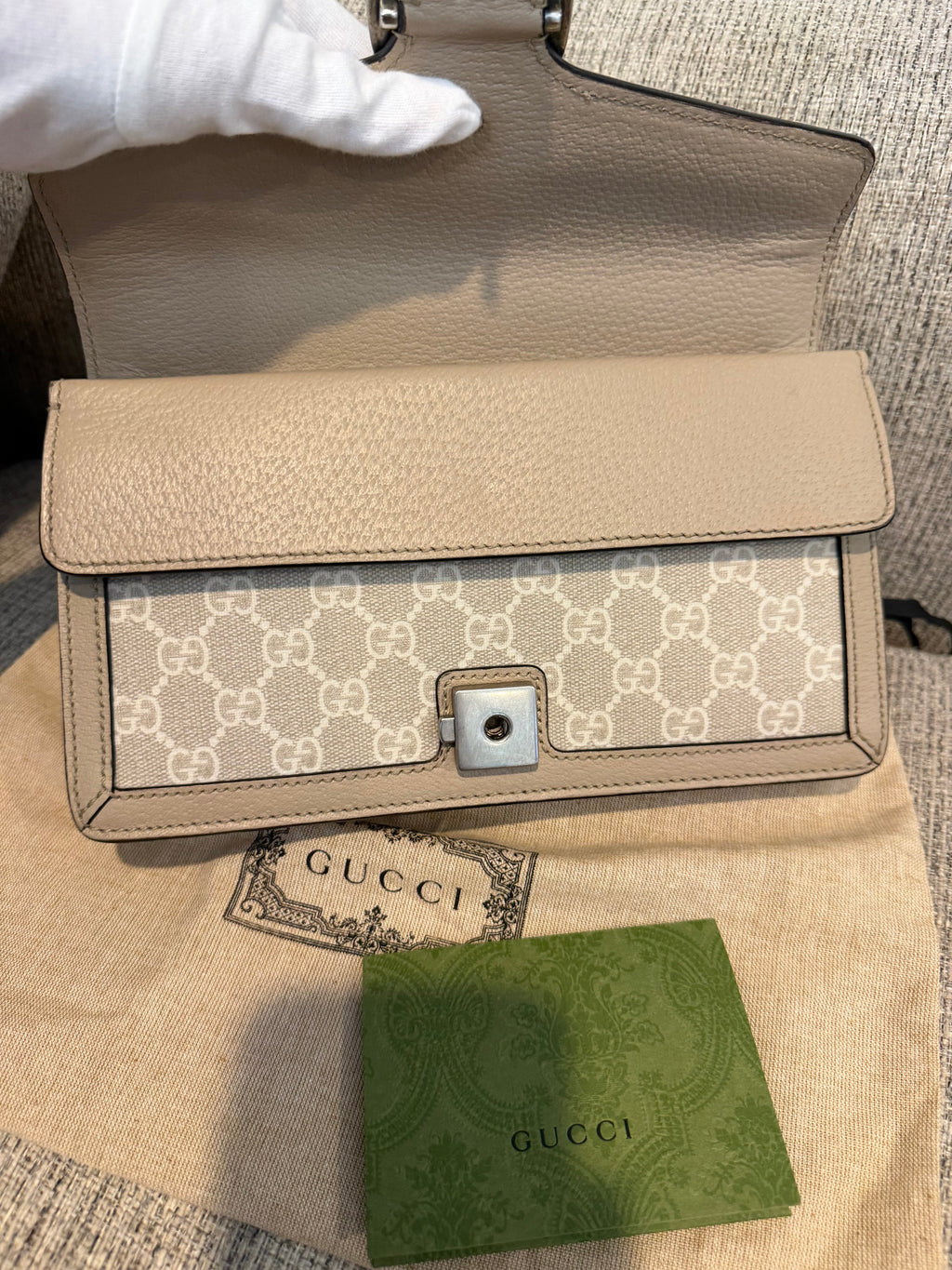GUCCI Dionysus Limited Edition White Gg Logo