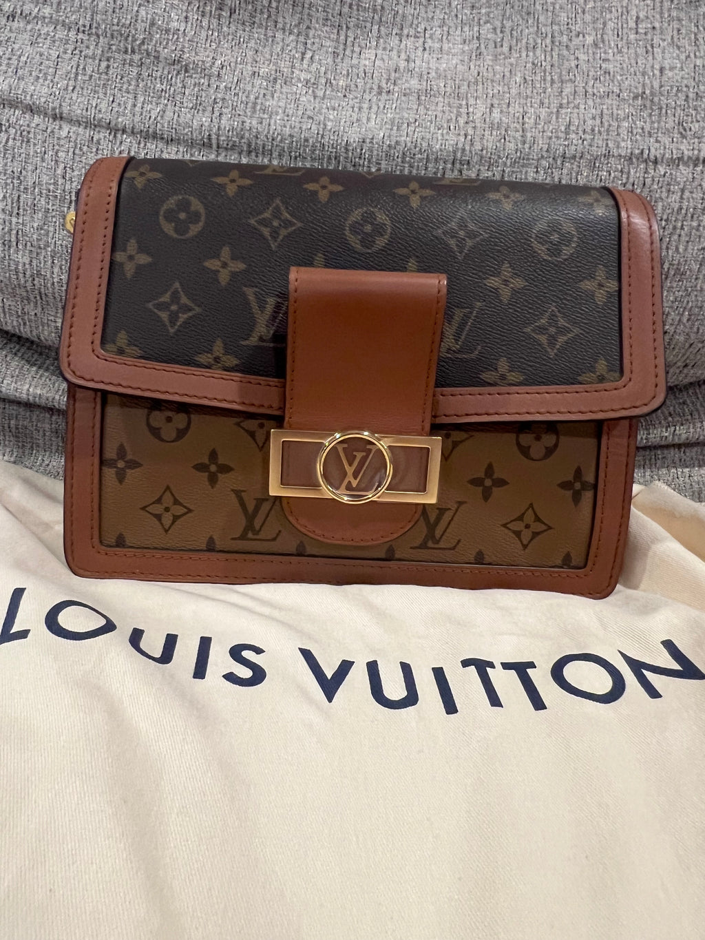 Louis Vuitton Dauphine MM