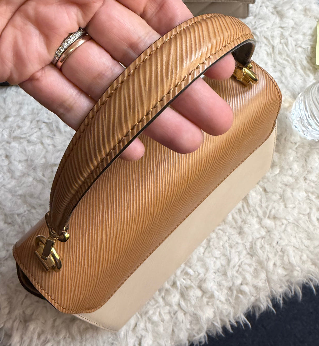 Louis Vuitton Twist MM