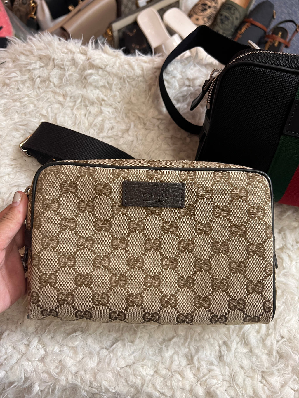 Gucci Supreme Beltbag/BumBag Bnew