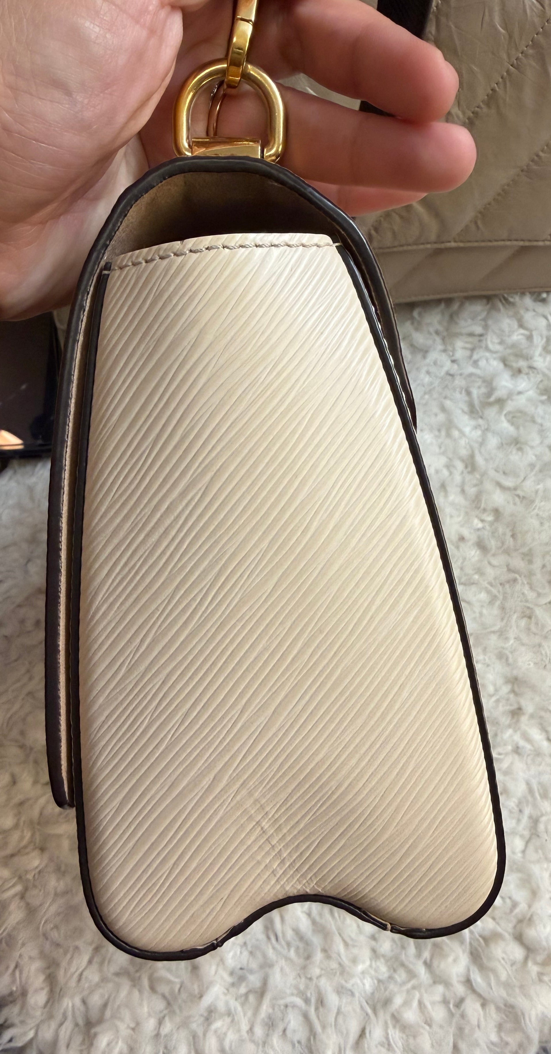 Louis Vuitton Twist MM