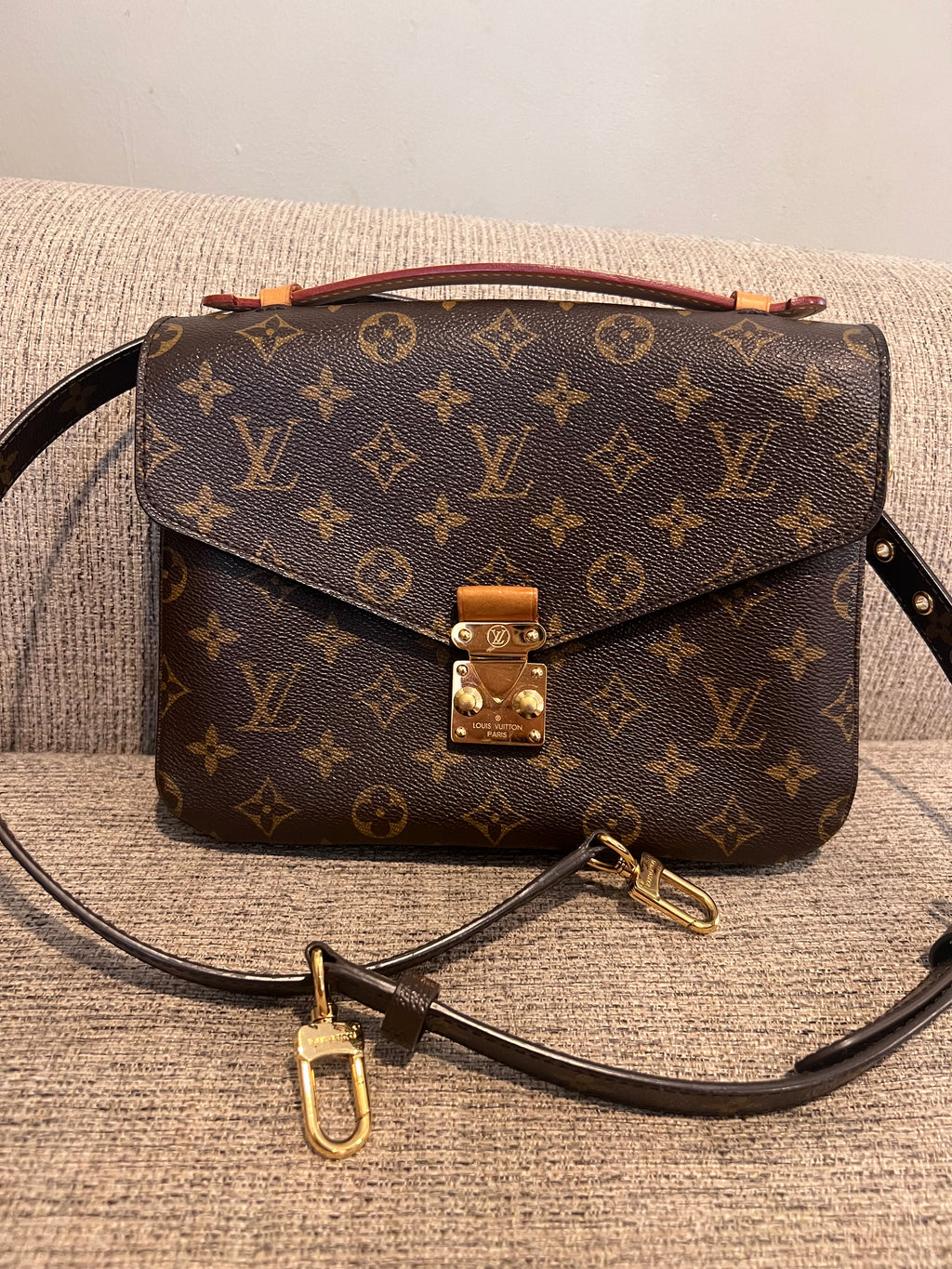 Louis Vuitton Metis Monogram