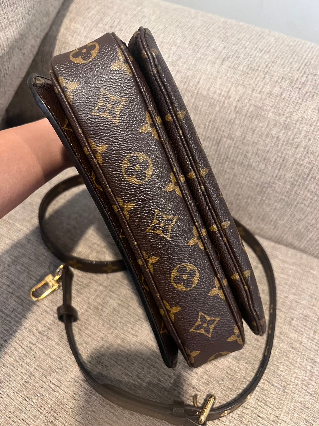 Louis Vuitton Metis Monogram