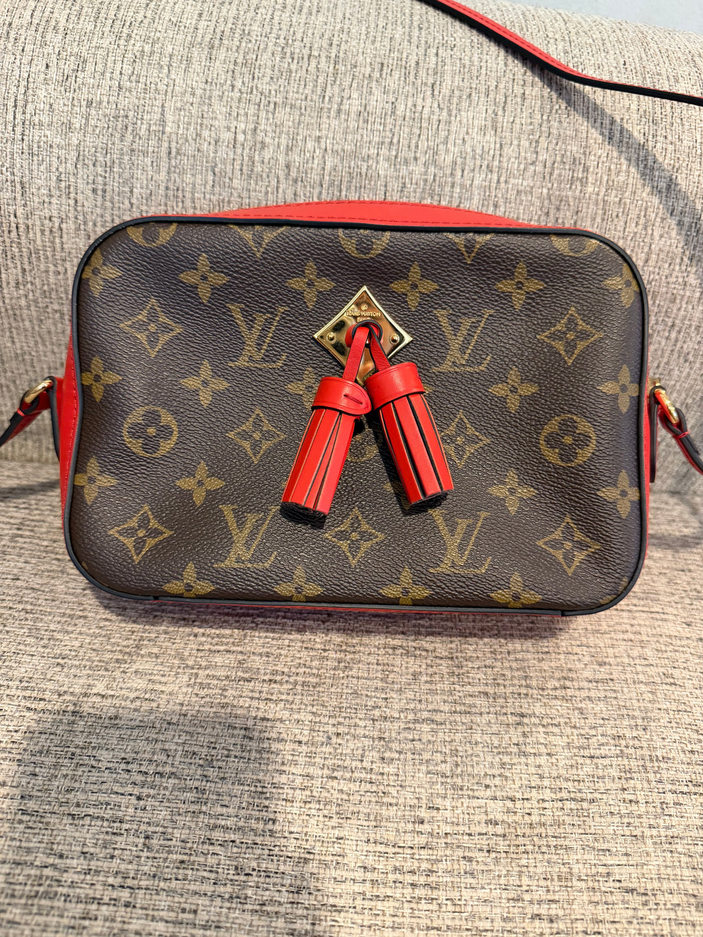 Louis Vuitton Saintonge Red