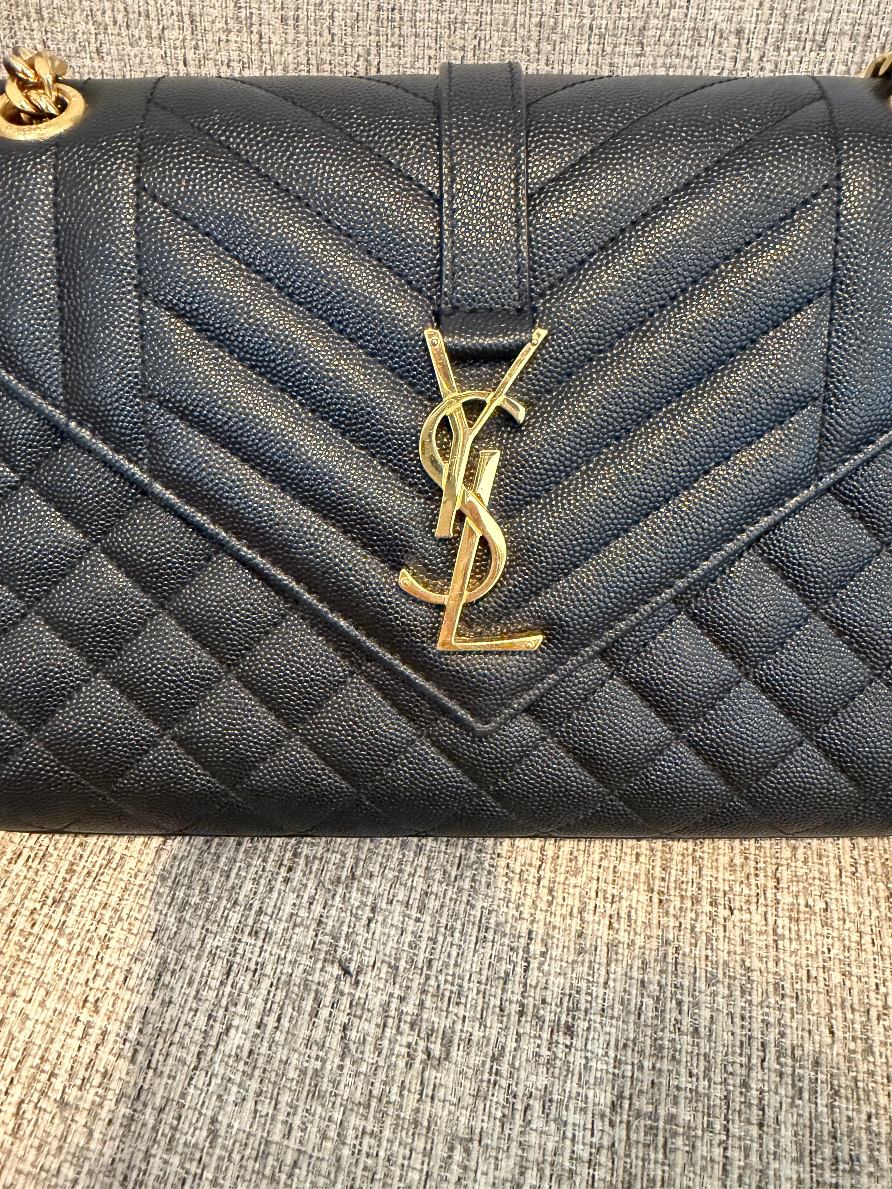 YSL Envelope Medium Black
