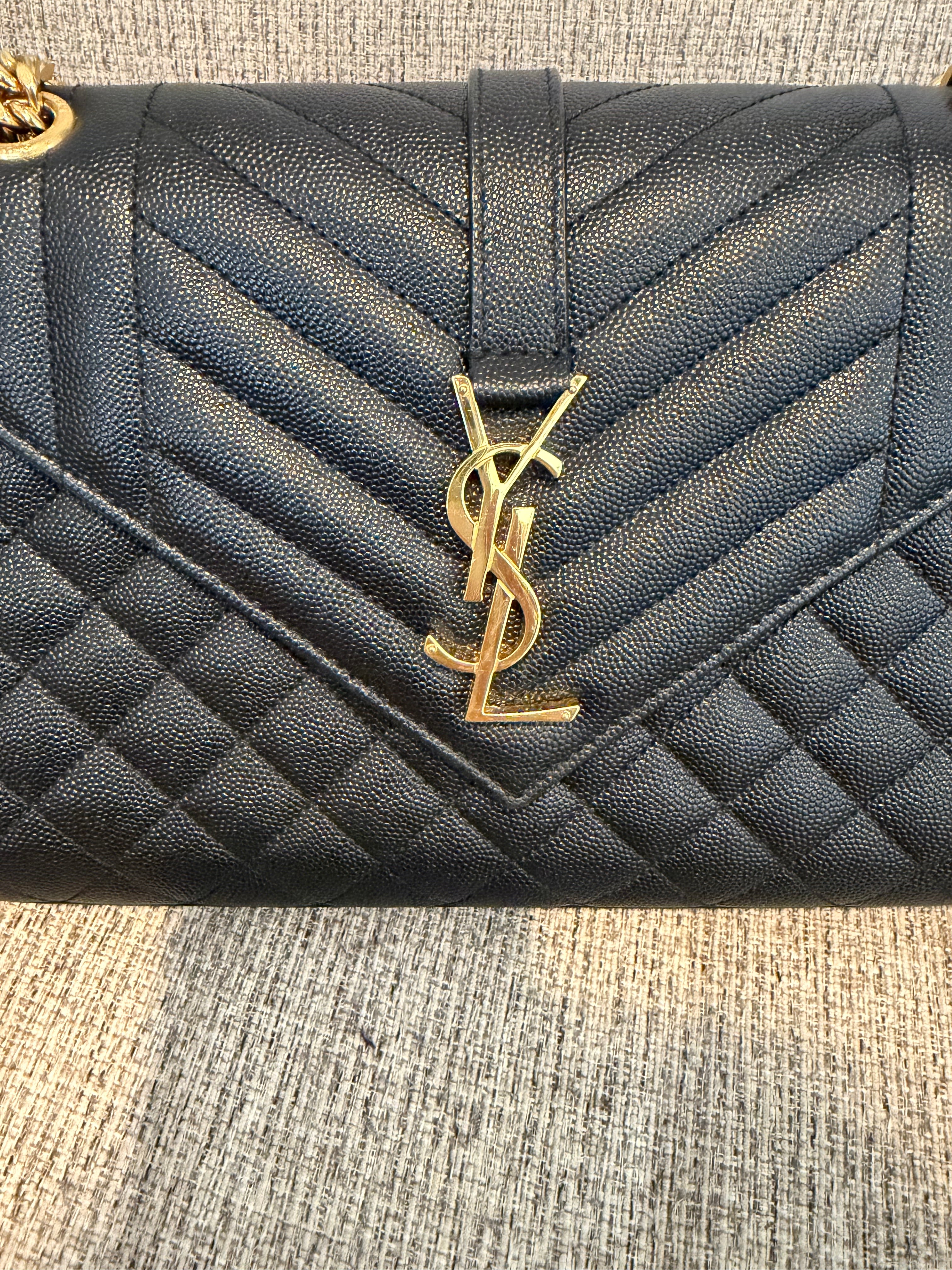 YSL Envelope Medium Black
