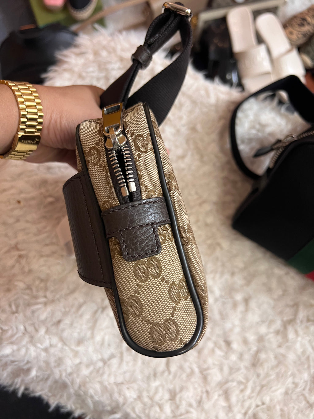 Gucci Supreme Beltbag/BumBag Bnew
