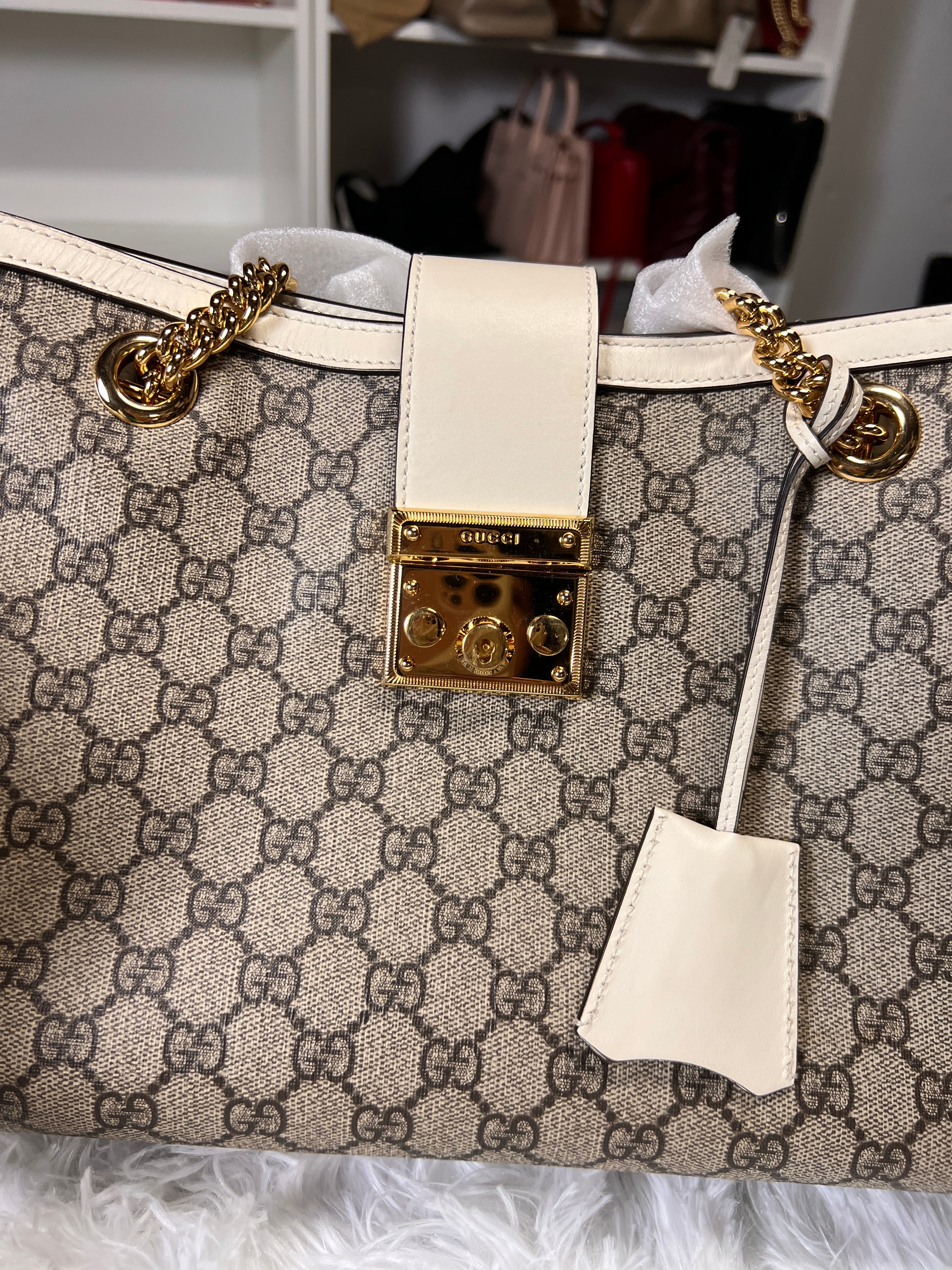 Gucci Supreme Padlock Tote Medium