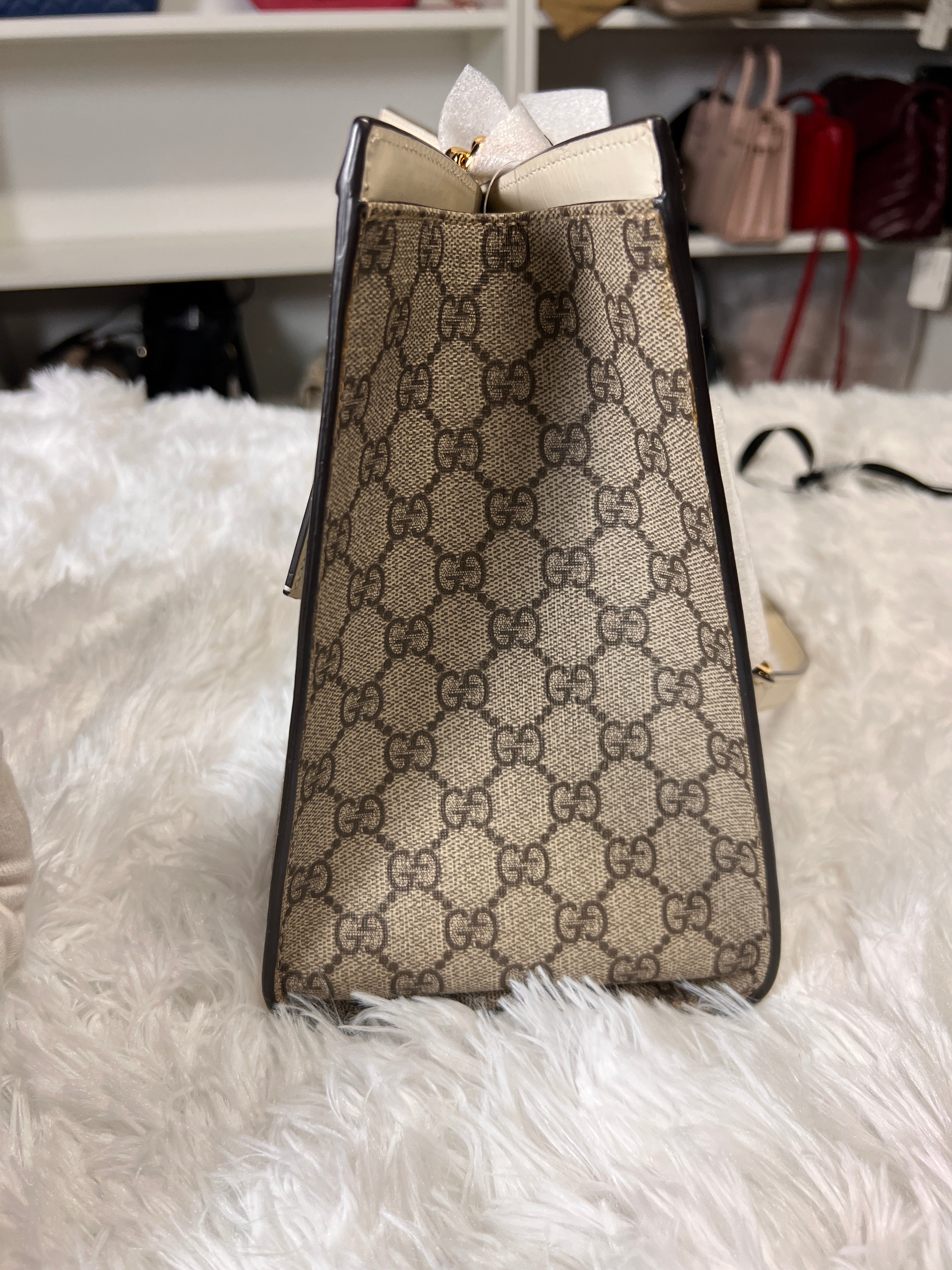 Gucci Supreme Padlock Tote Medium