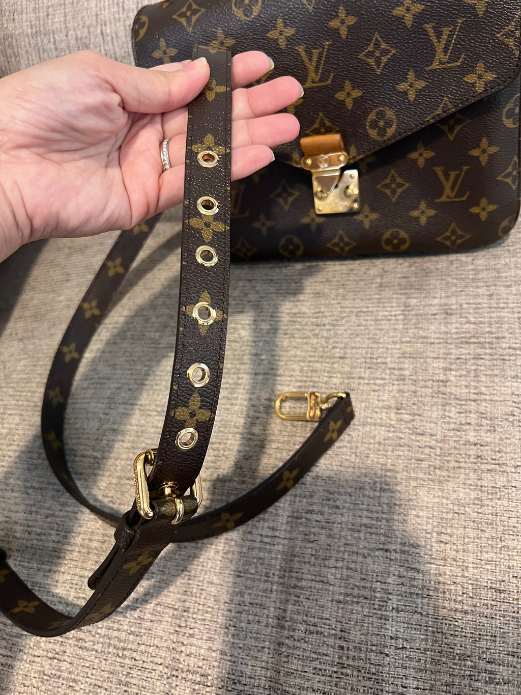 Louis Vuitton Metis Monogram