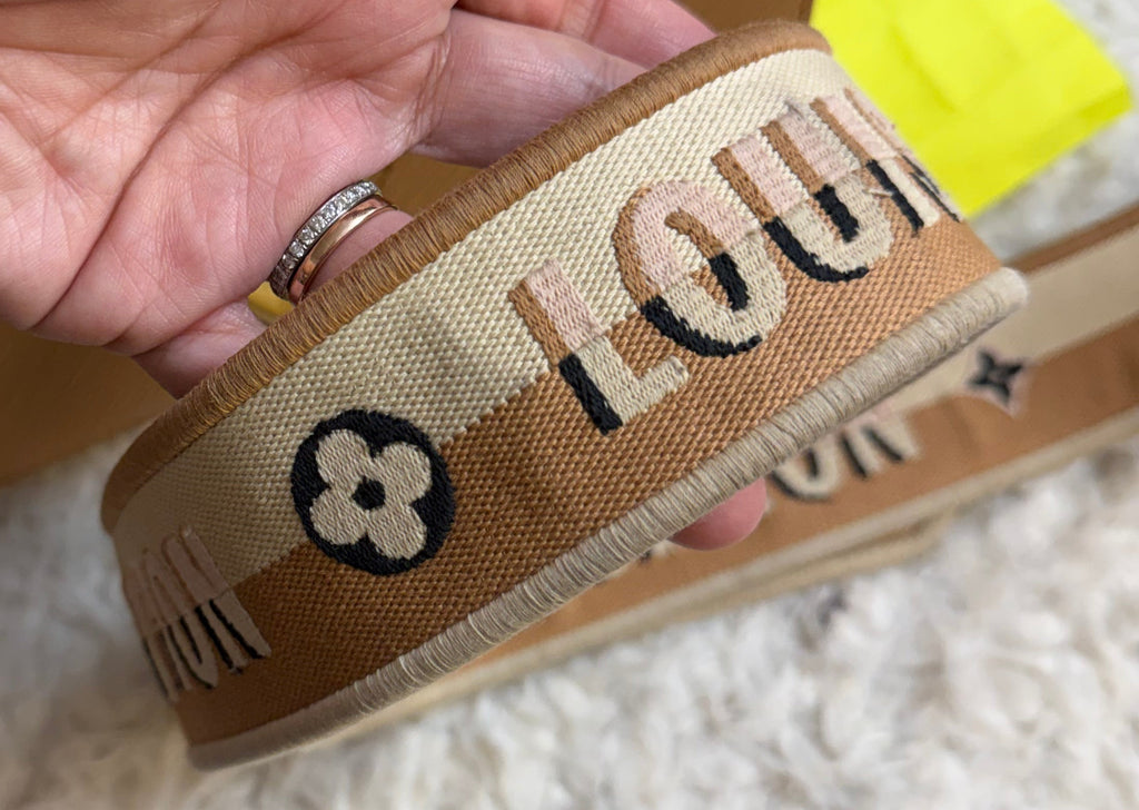 Louis Vuitton Twist MM