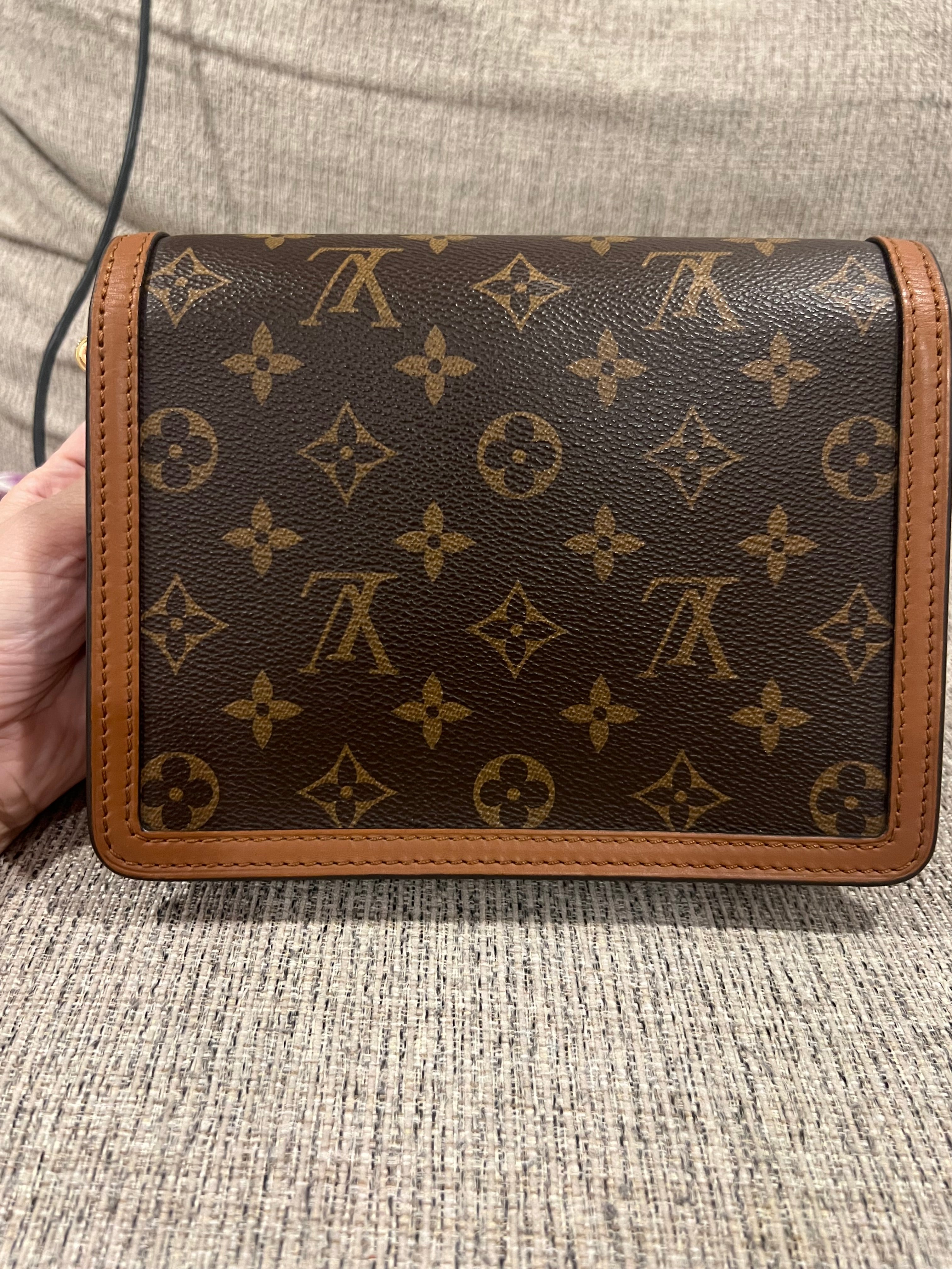 Louis Vuitton Dauphine MM
