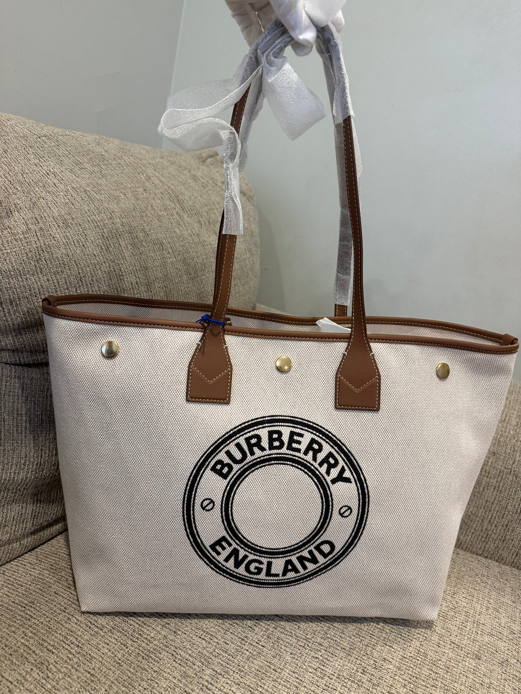 Burberry Tote Bag Medium