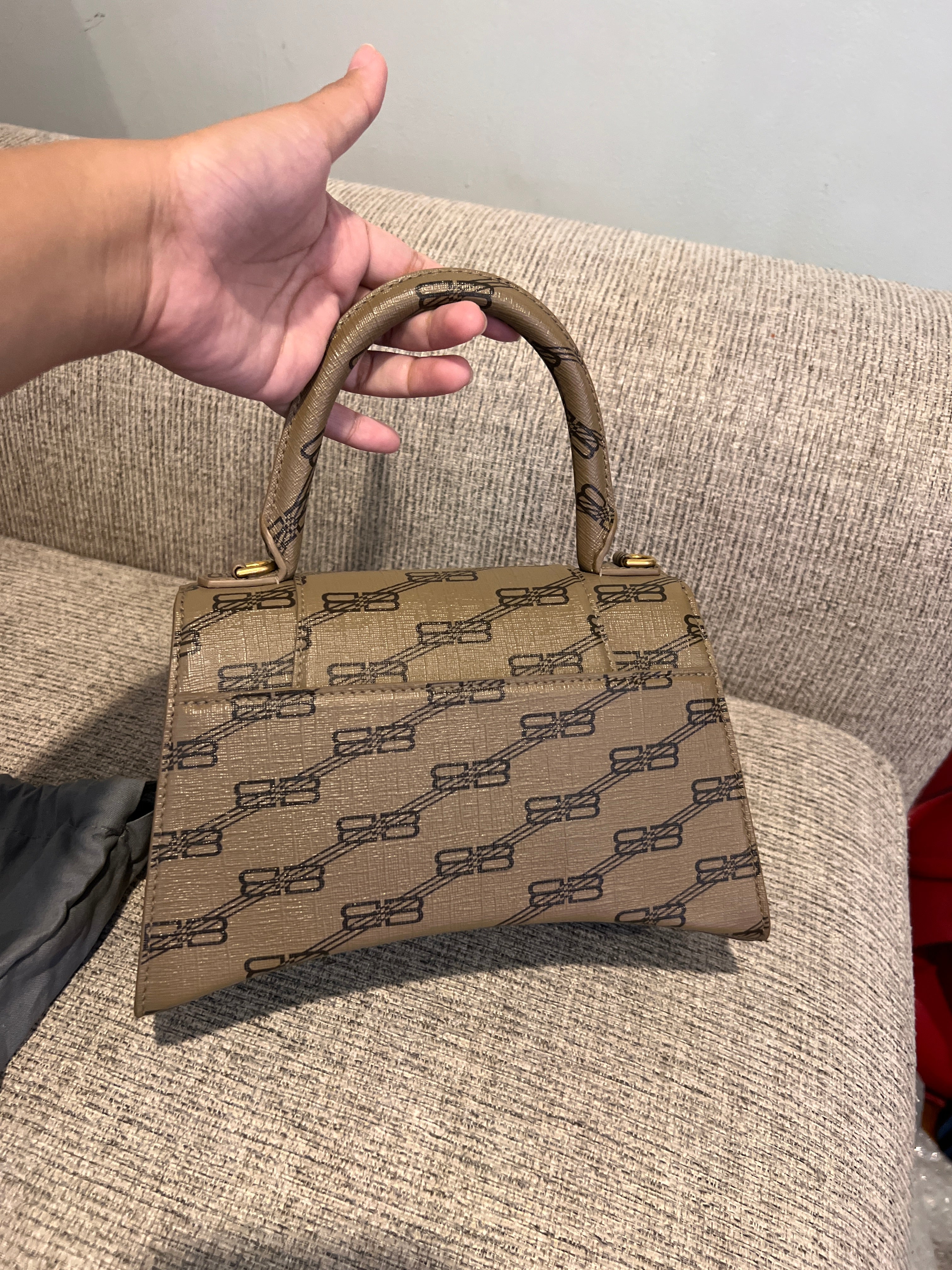 Balenciaga Hourglass Small