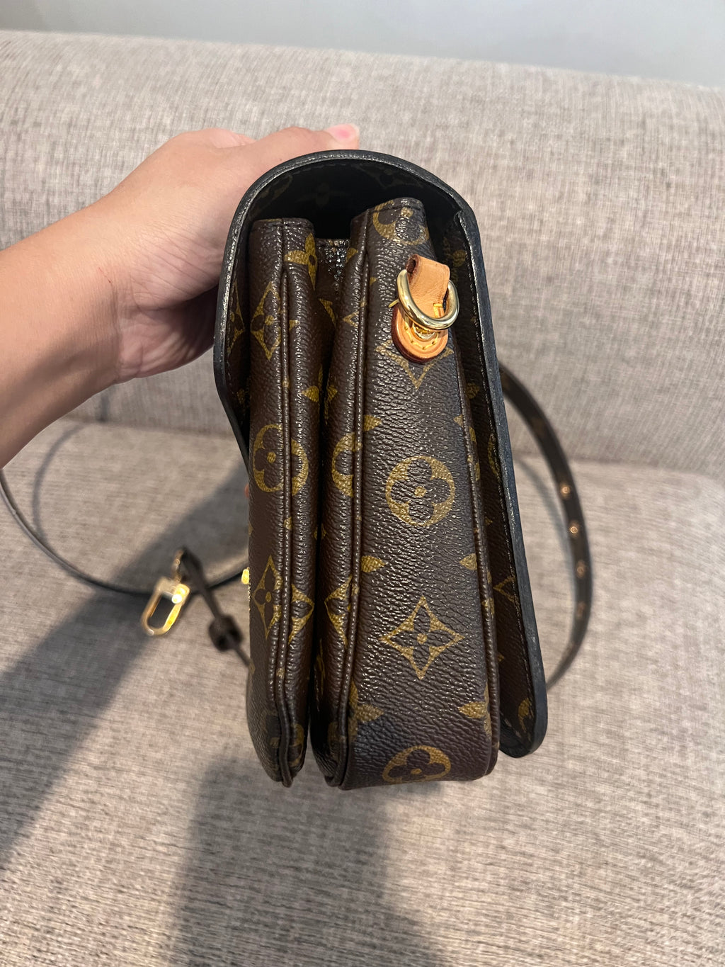 Louis Vuitton Metis Monogram