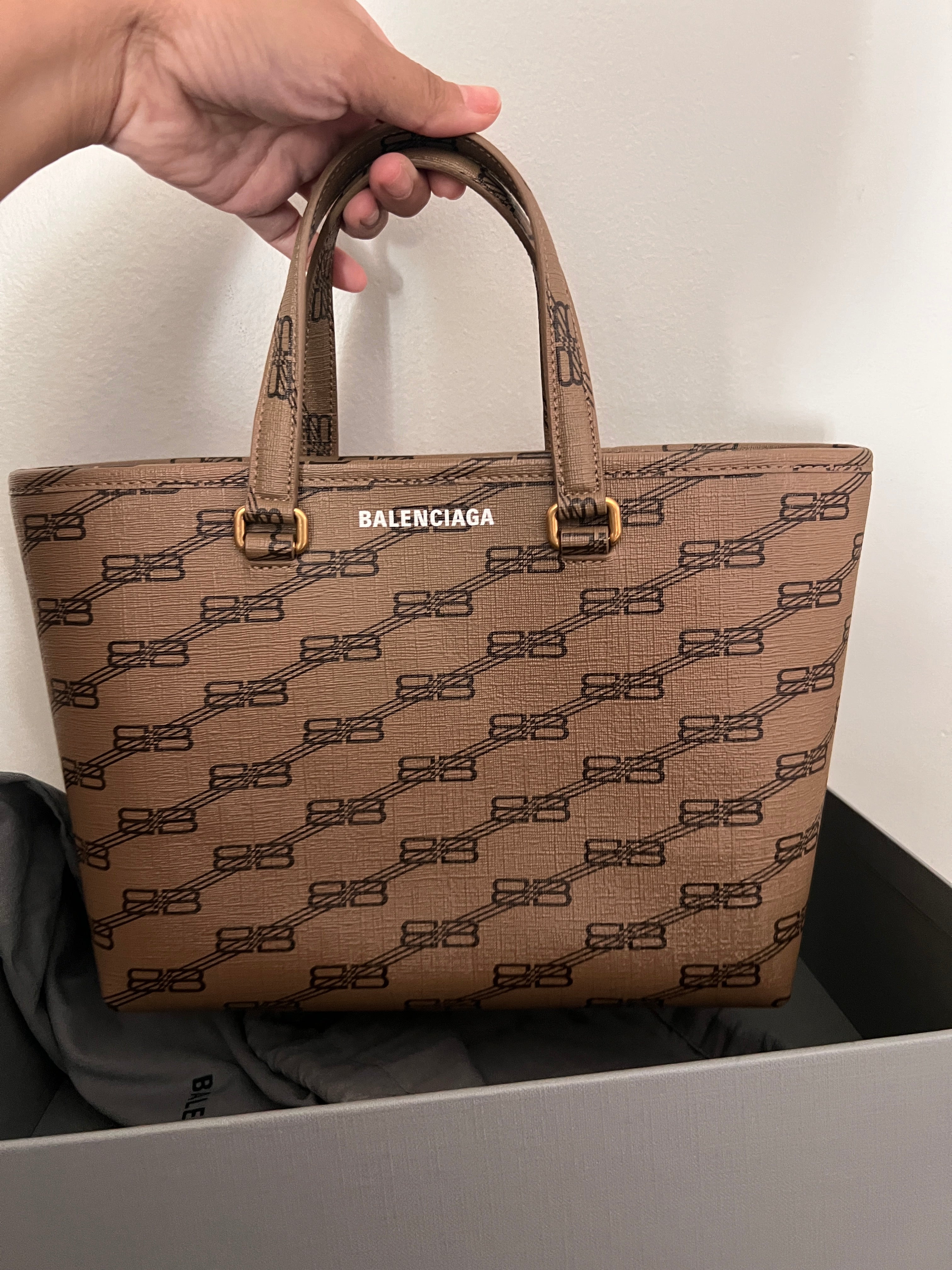 Balenciaga Tophandle/Crossbody Small Shoppers Tote