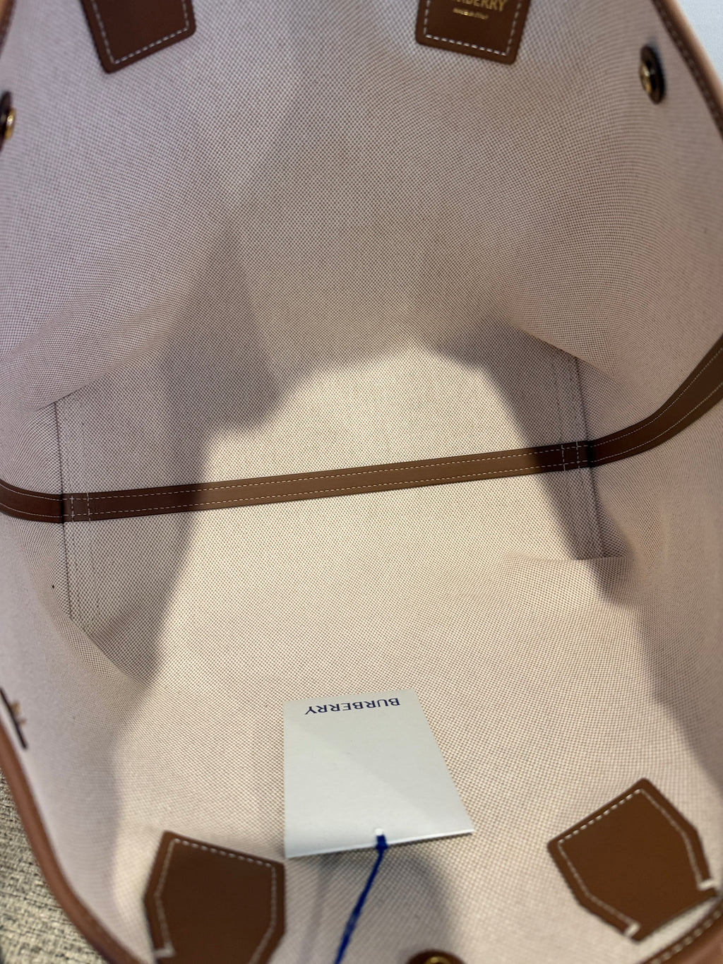 Burberry Tote Bag Medium