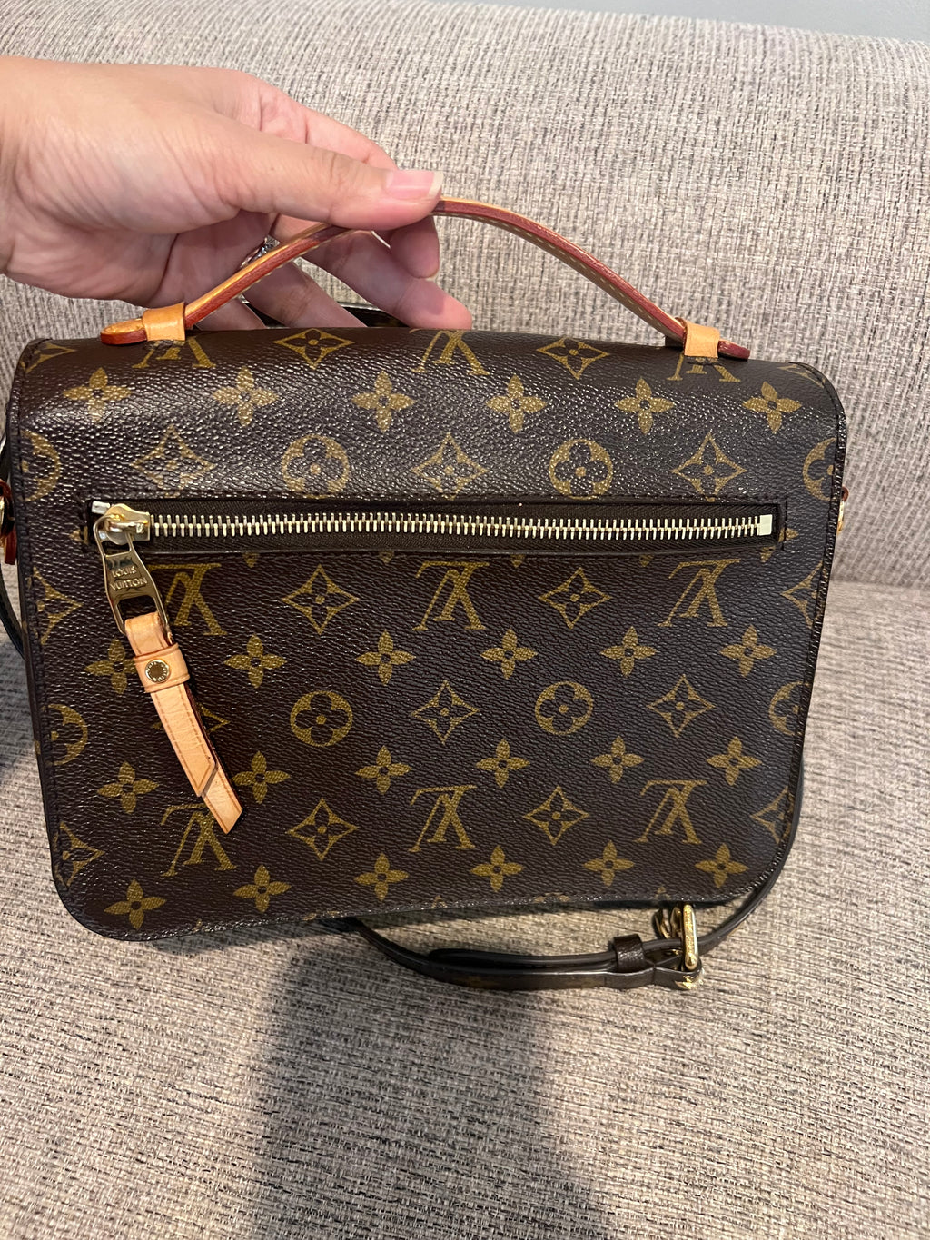 Louis Vuitton Metis Monogram