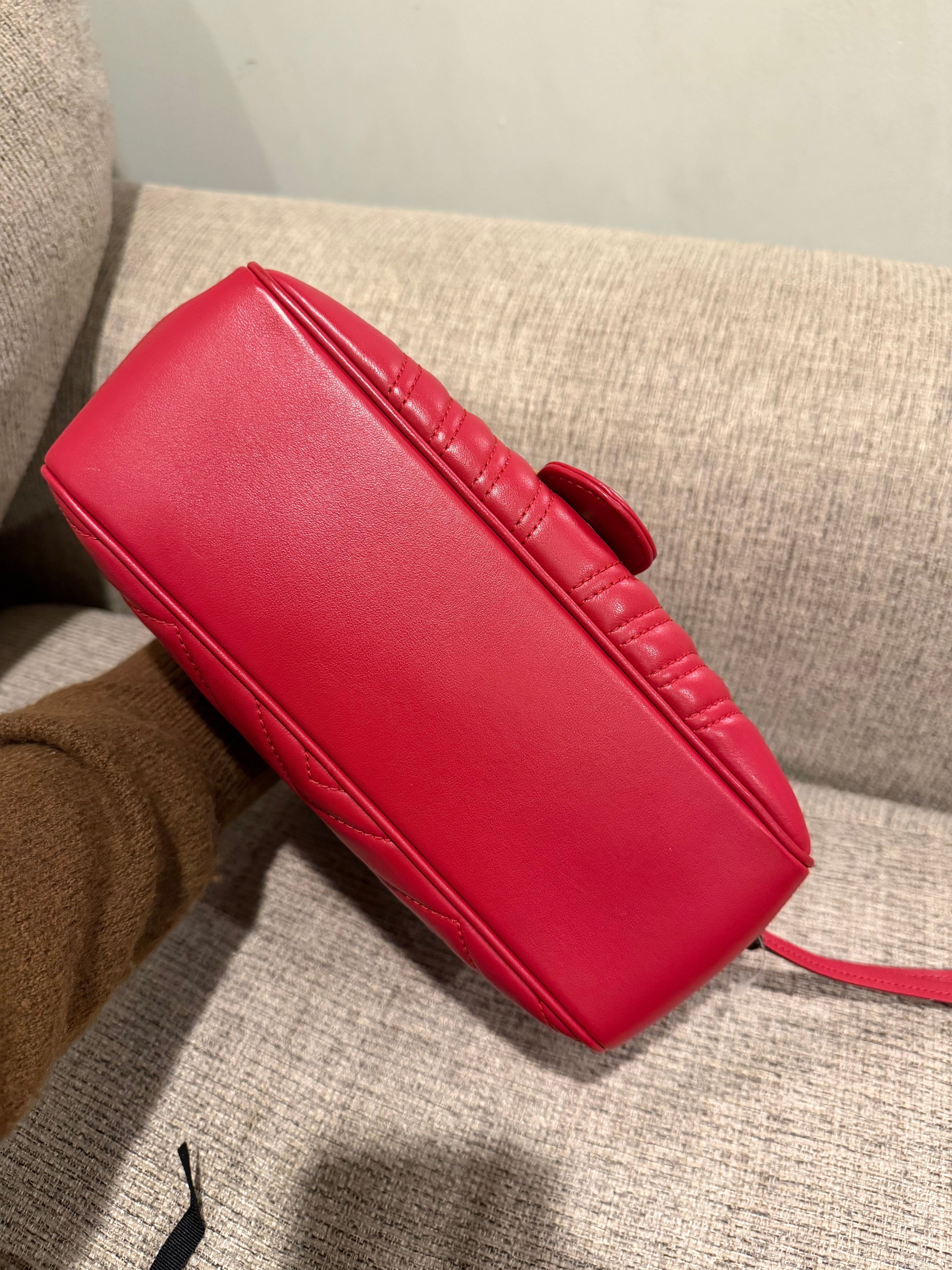 Gucci Marmont Vanity Red Sherry Line Strap