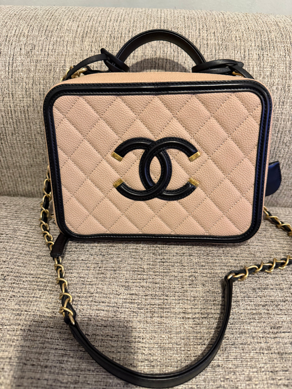 Chanel Filigree Vanity Bicolor