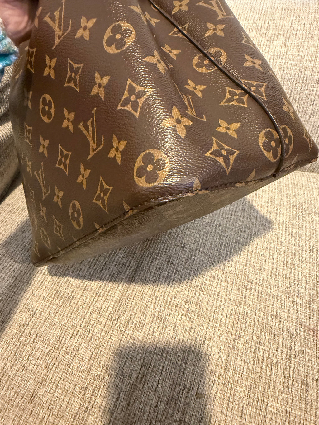 LV Neonoe Black monogram