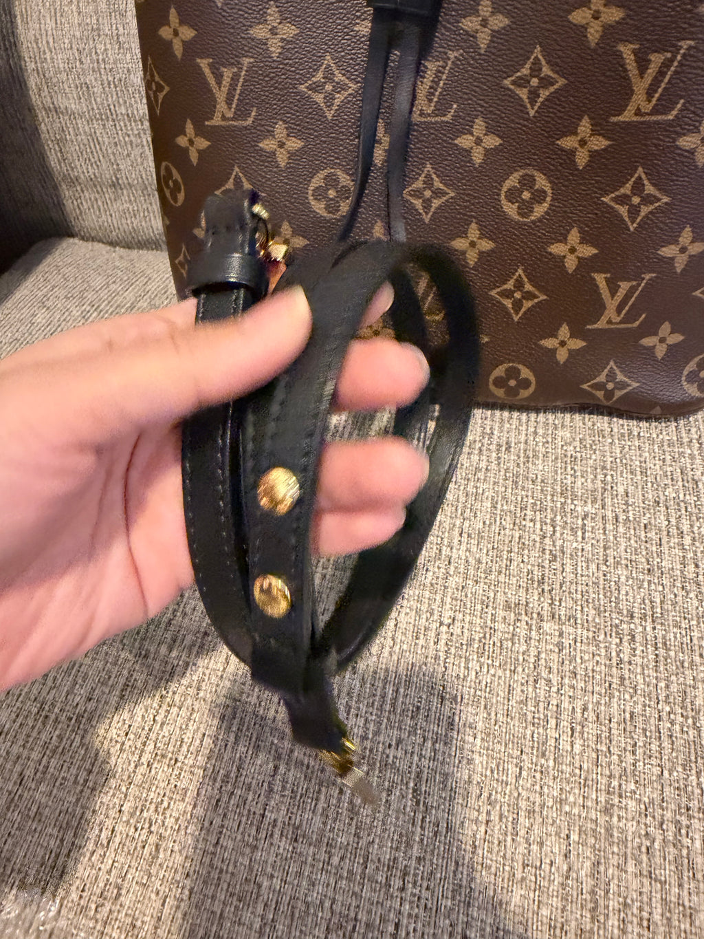 LV Neonoe Black monogram