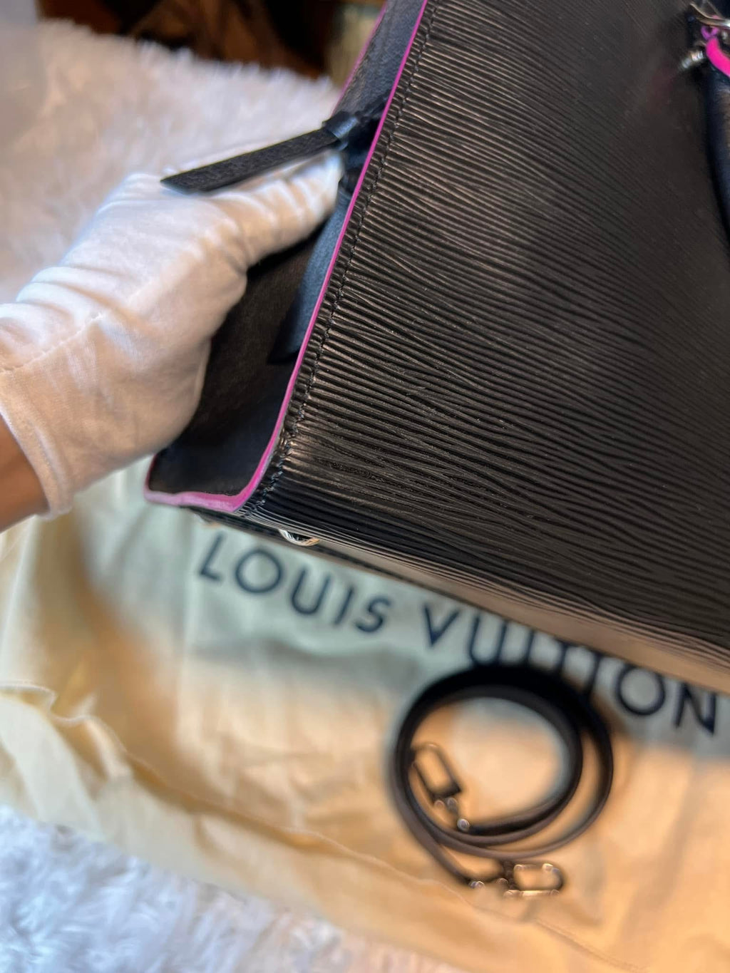 Louis Vuitton Epi Tote Bag Black