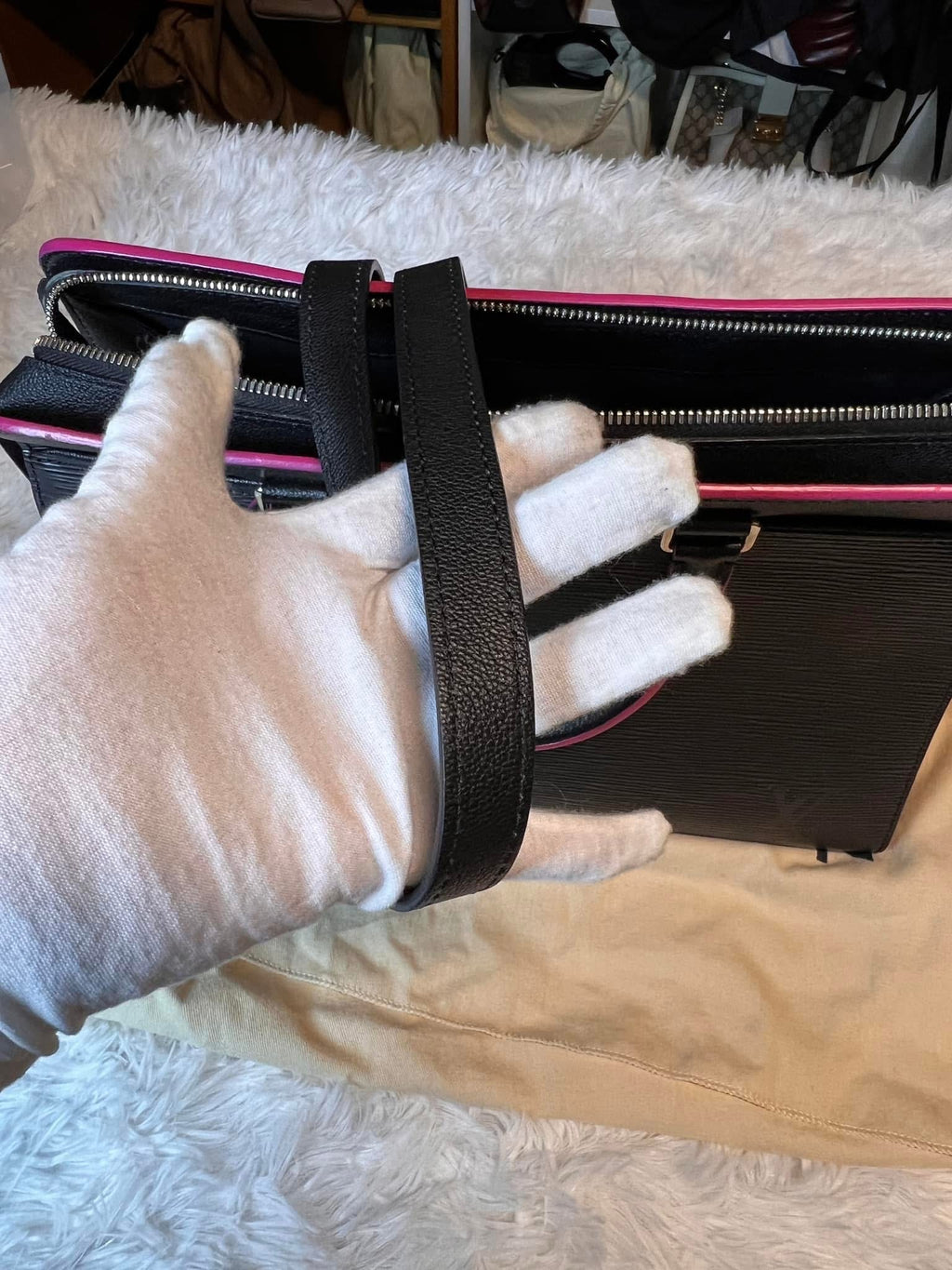 Louis Vuitton Epi Tote Bag Black
