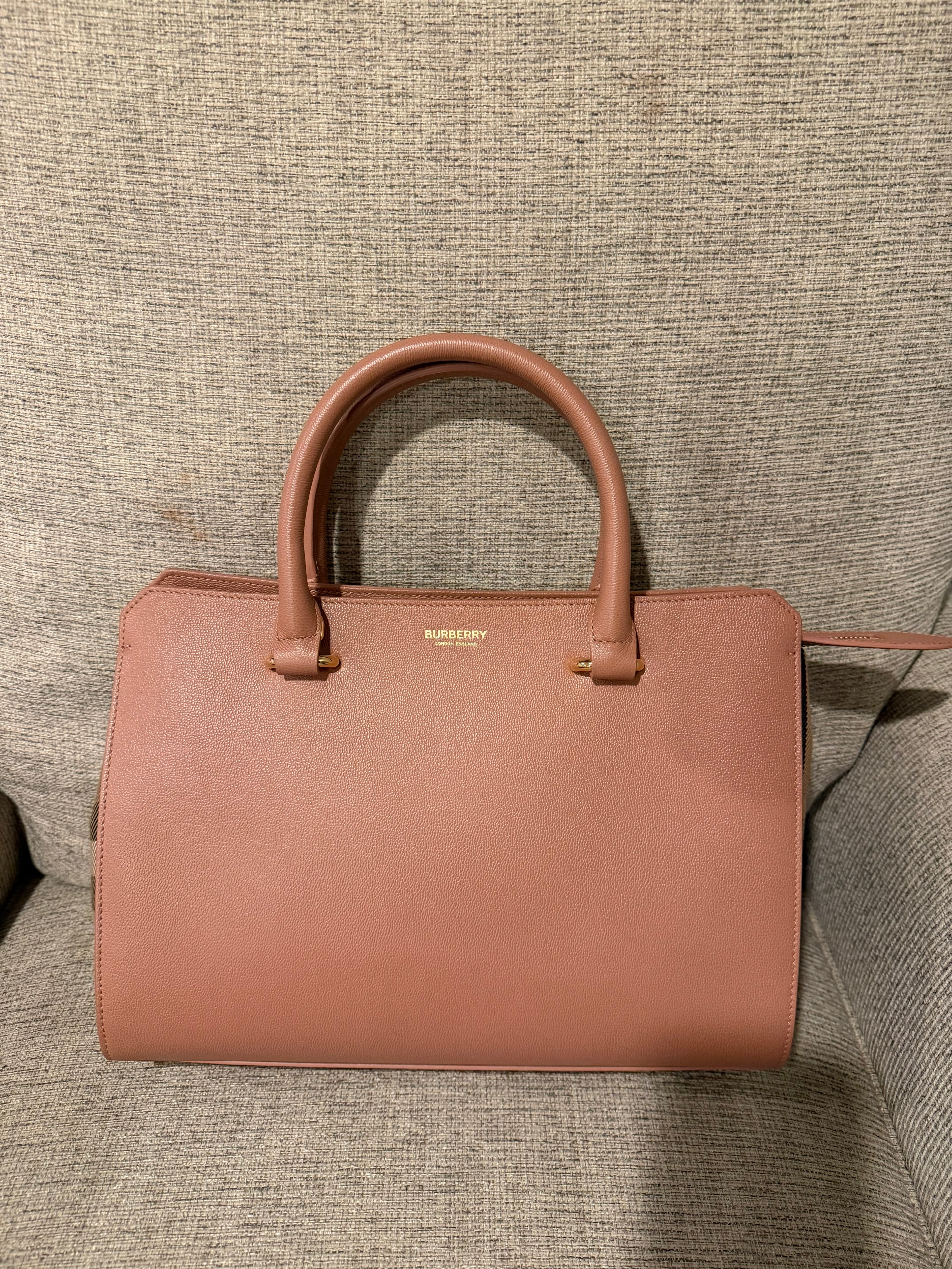 Burberry Tote Rose
