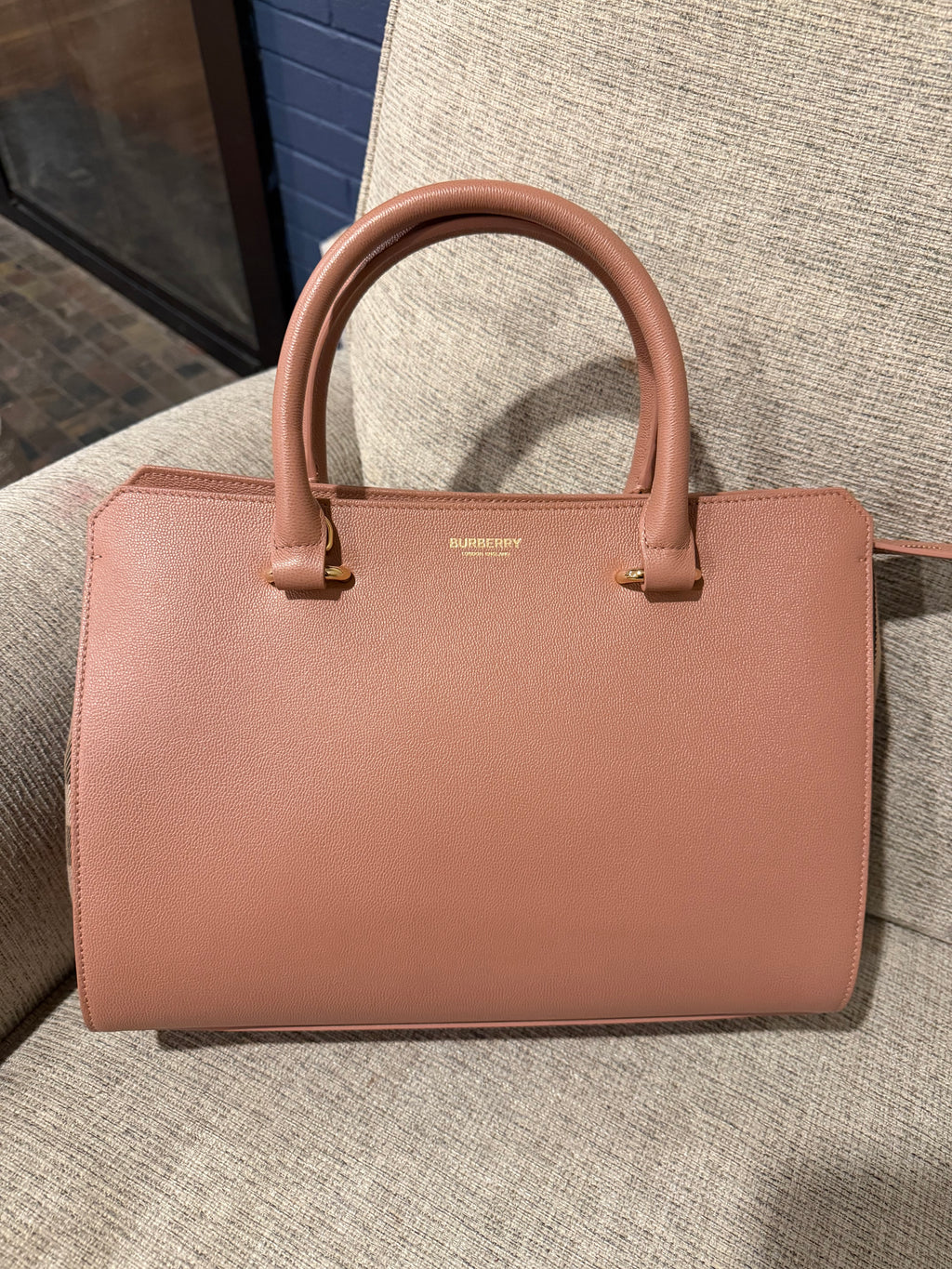Burberry Tote Rose