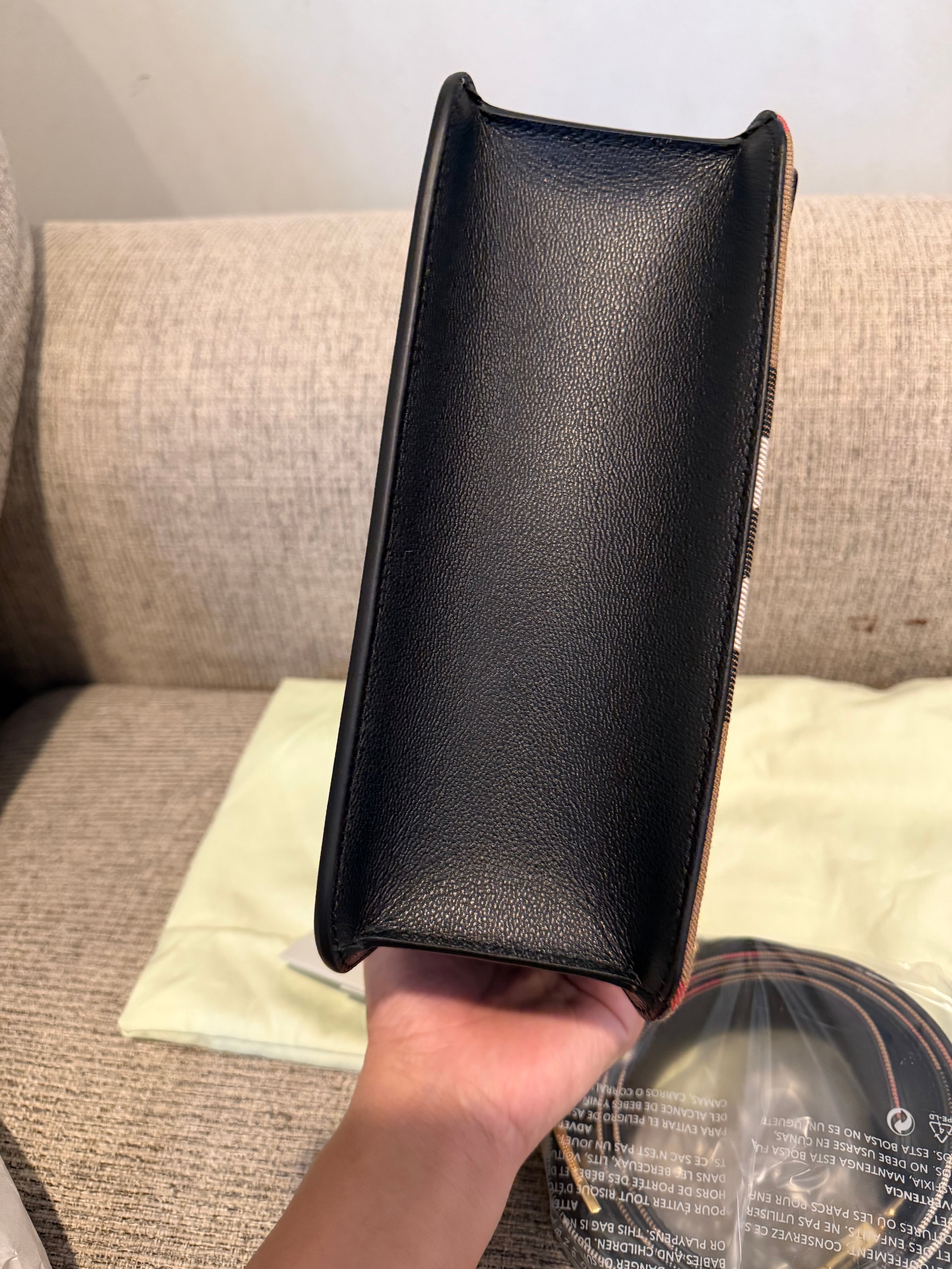 Burberry Medium Crossbody Black