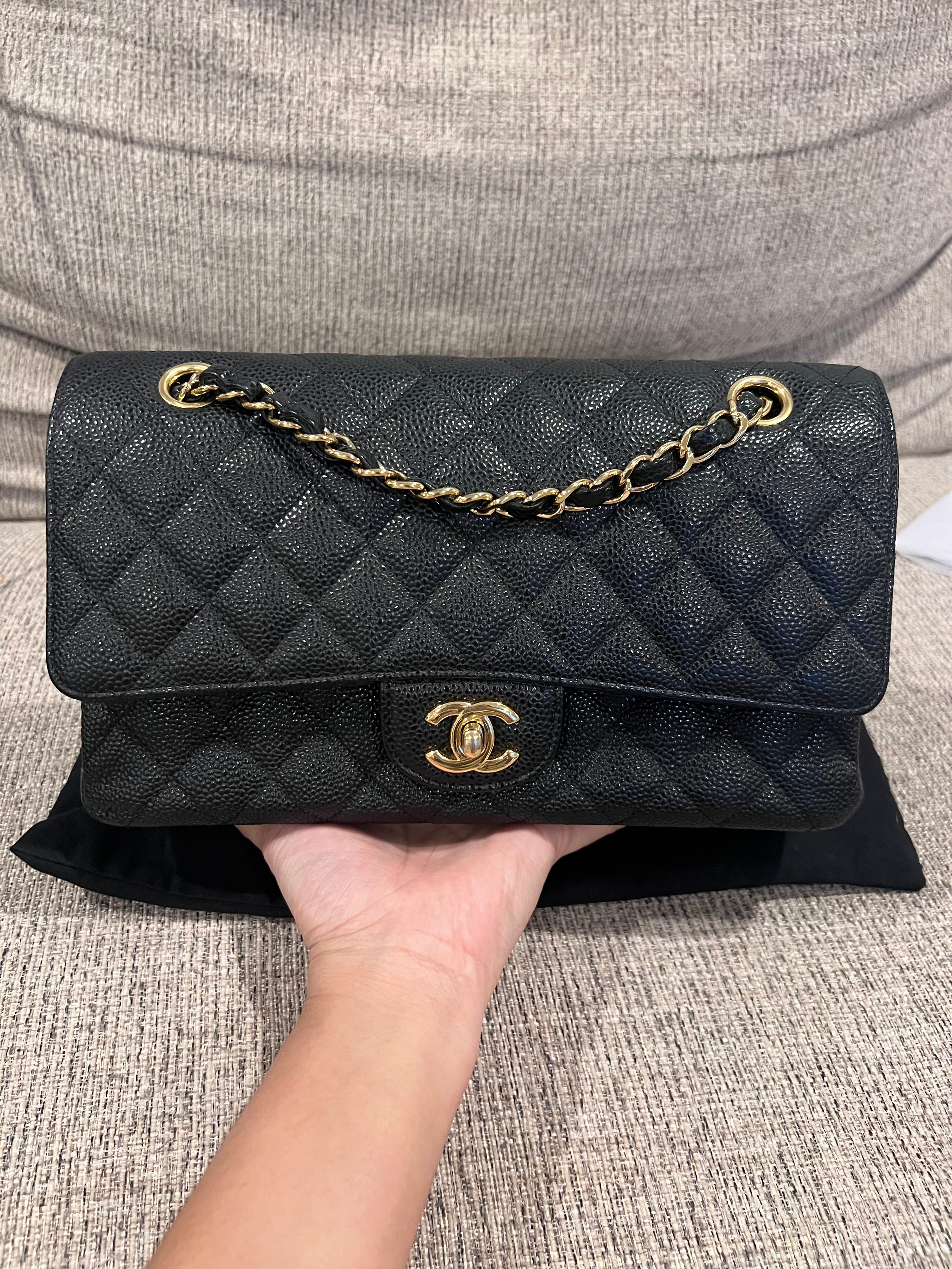 Chanel Double Flap Medium Caviar GHW