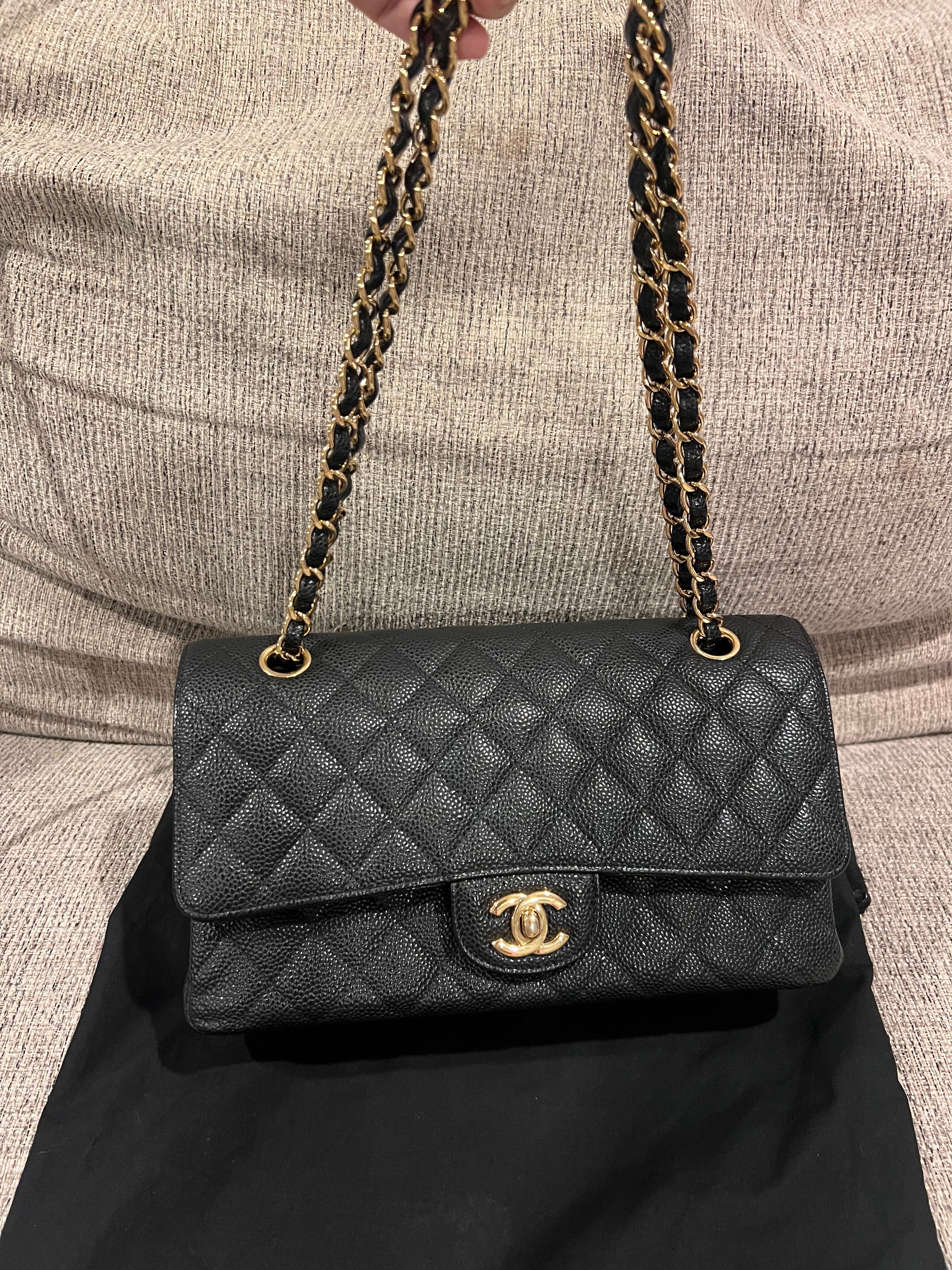 Chanel Double Flap Medium Caviar GHW