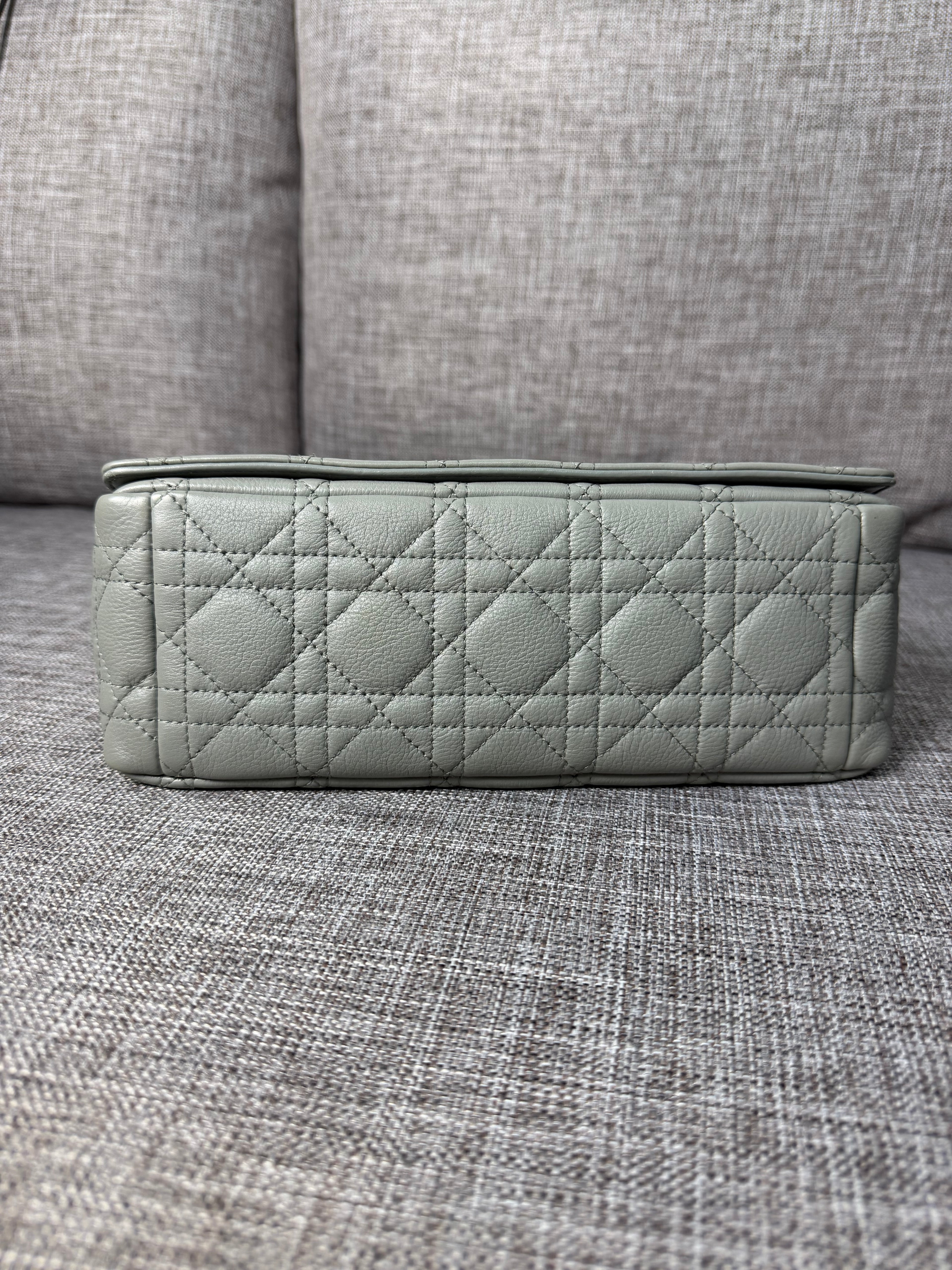 Dior Caro Medium