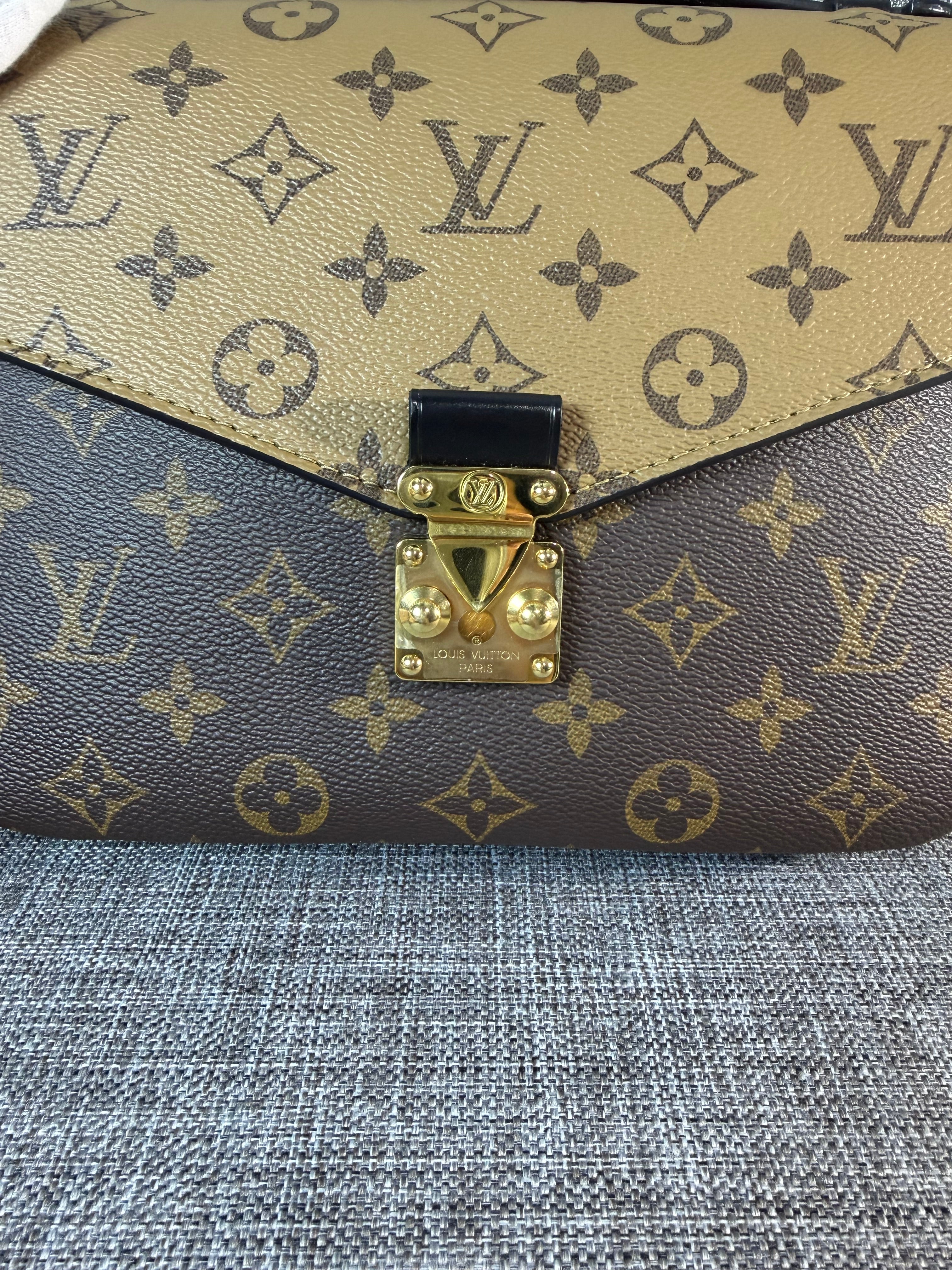 LV Metis Reverse Monogram