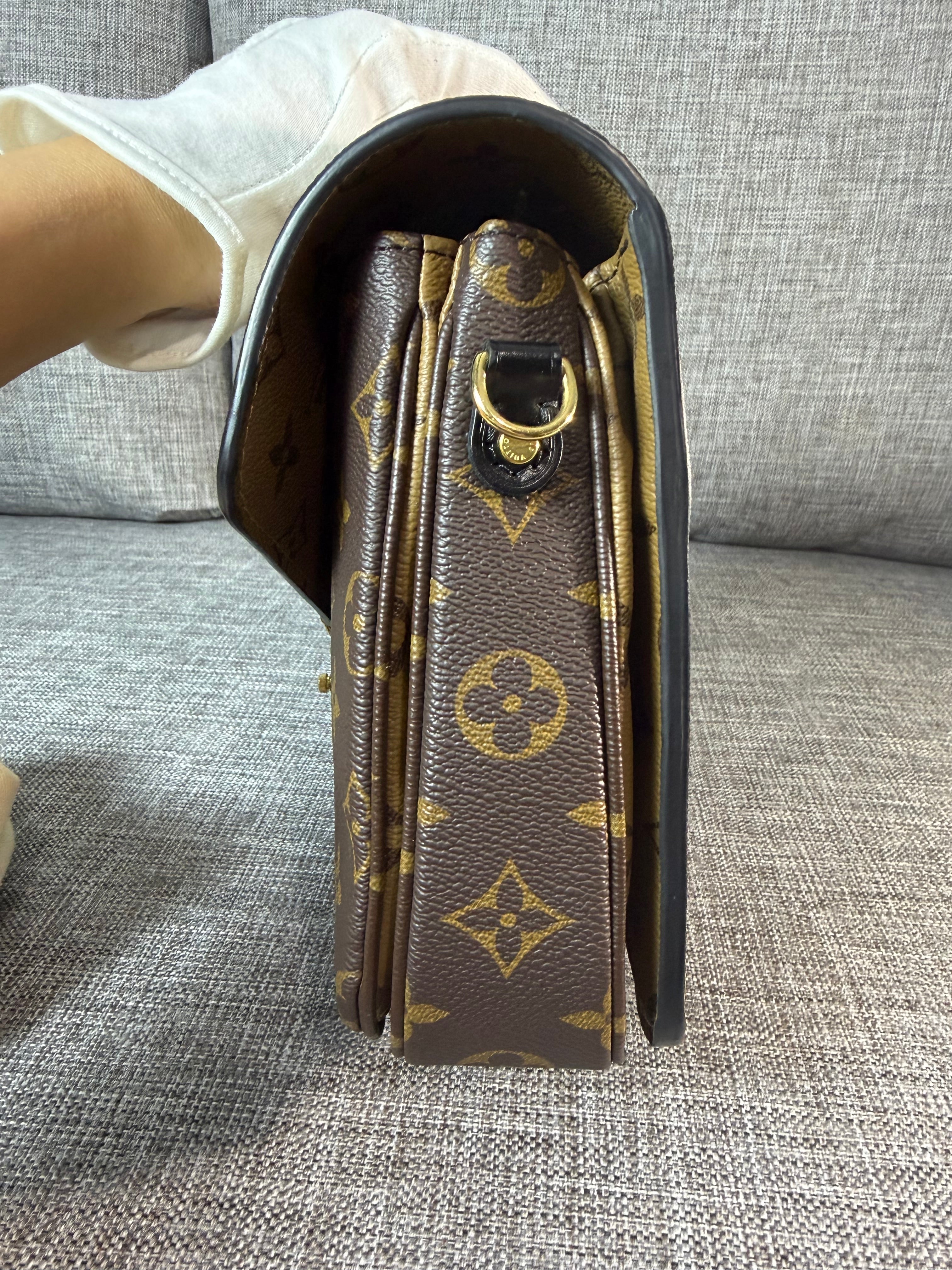 LV Metis Reverse Monogram