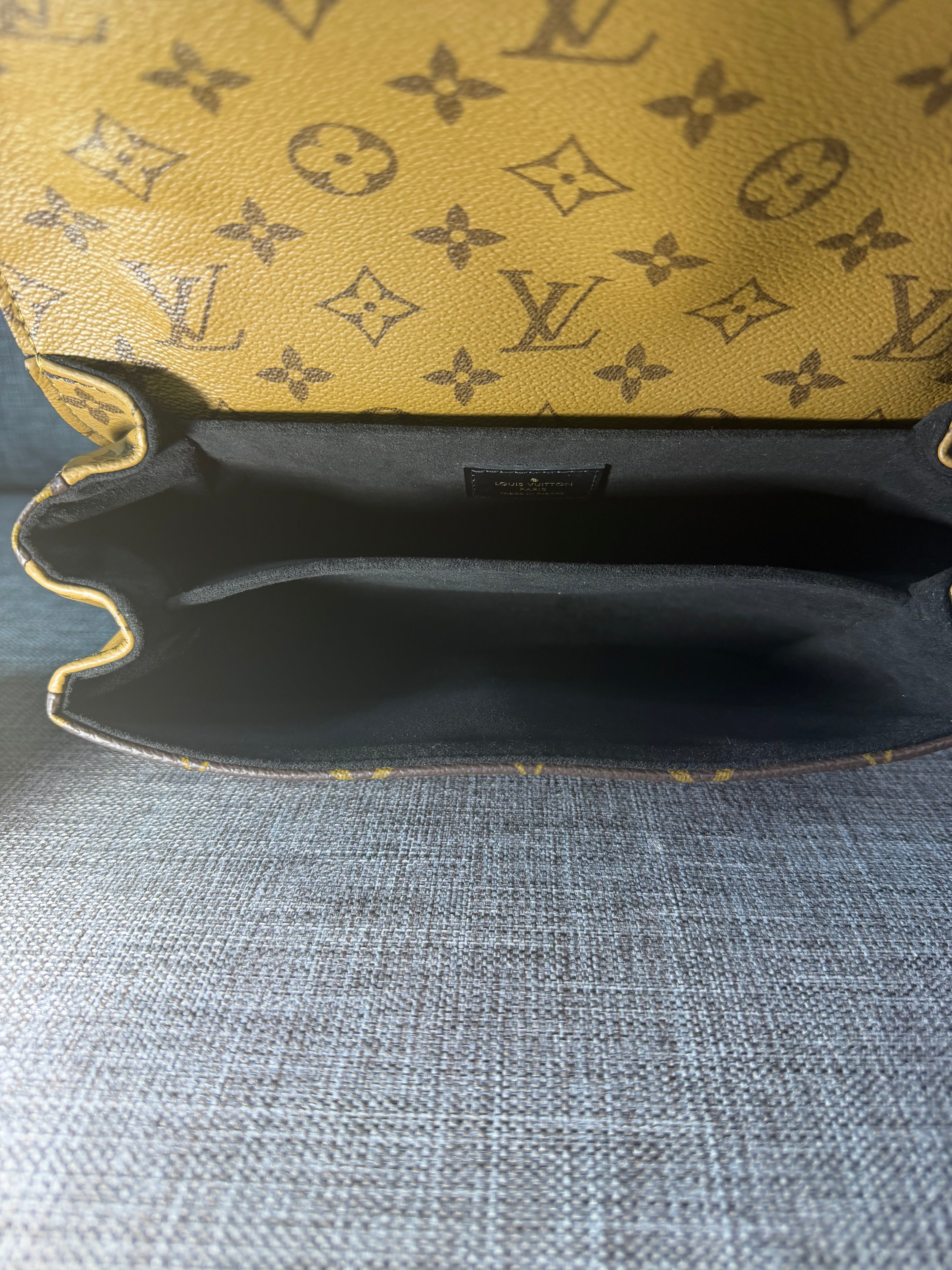 LV Metis Reverse Monogram