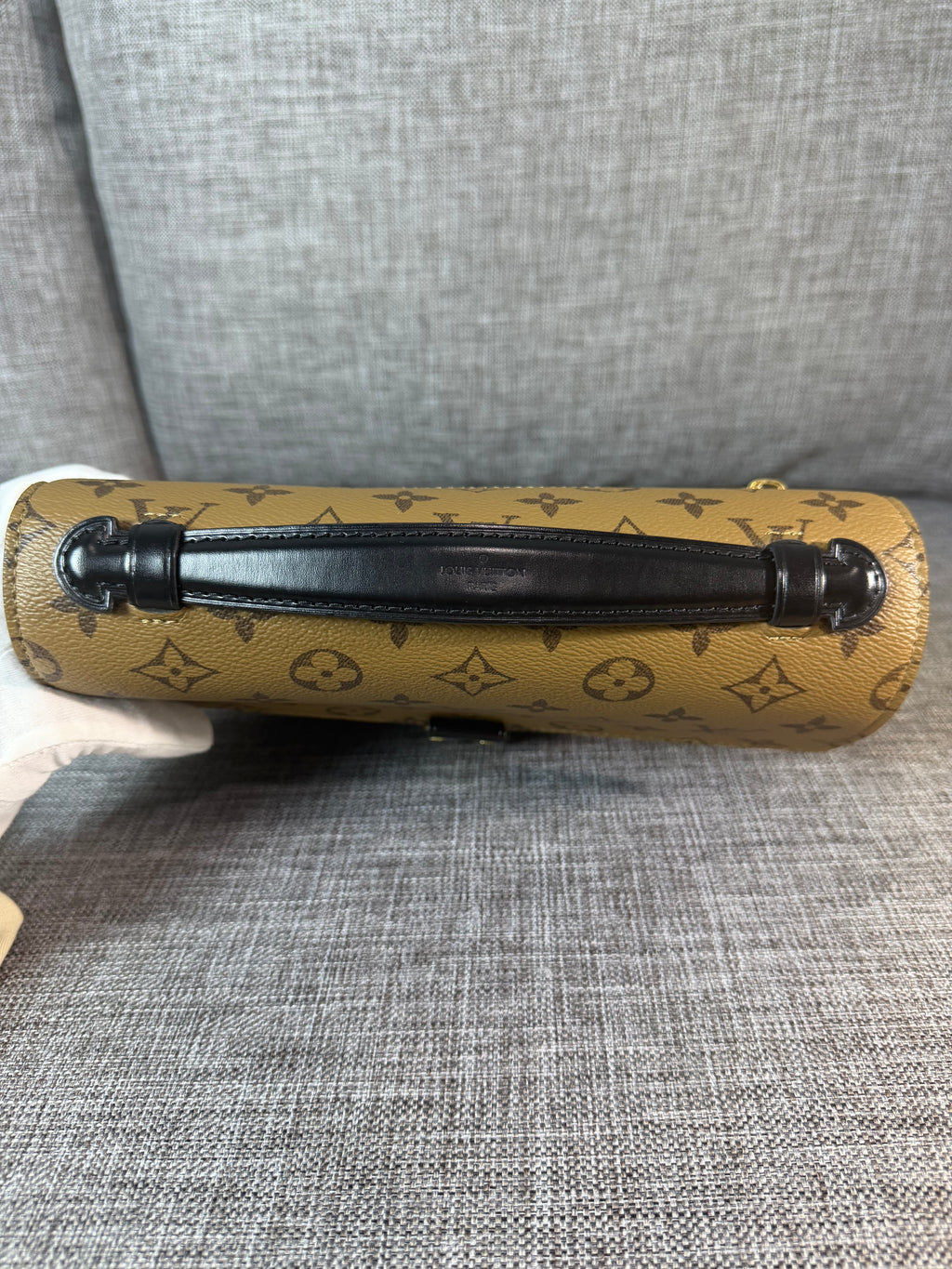LV Metis Reverse Monogram