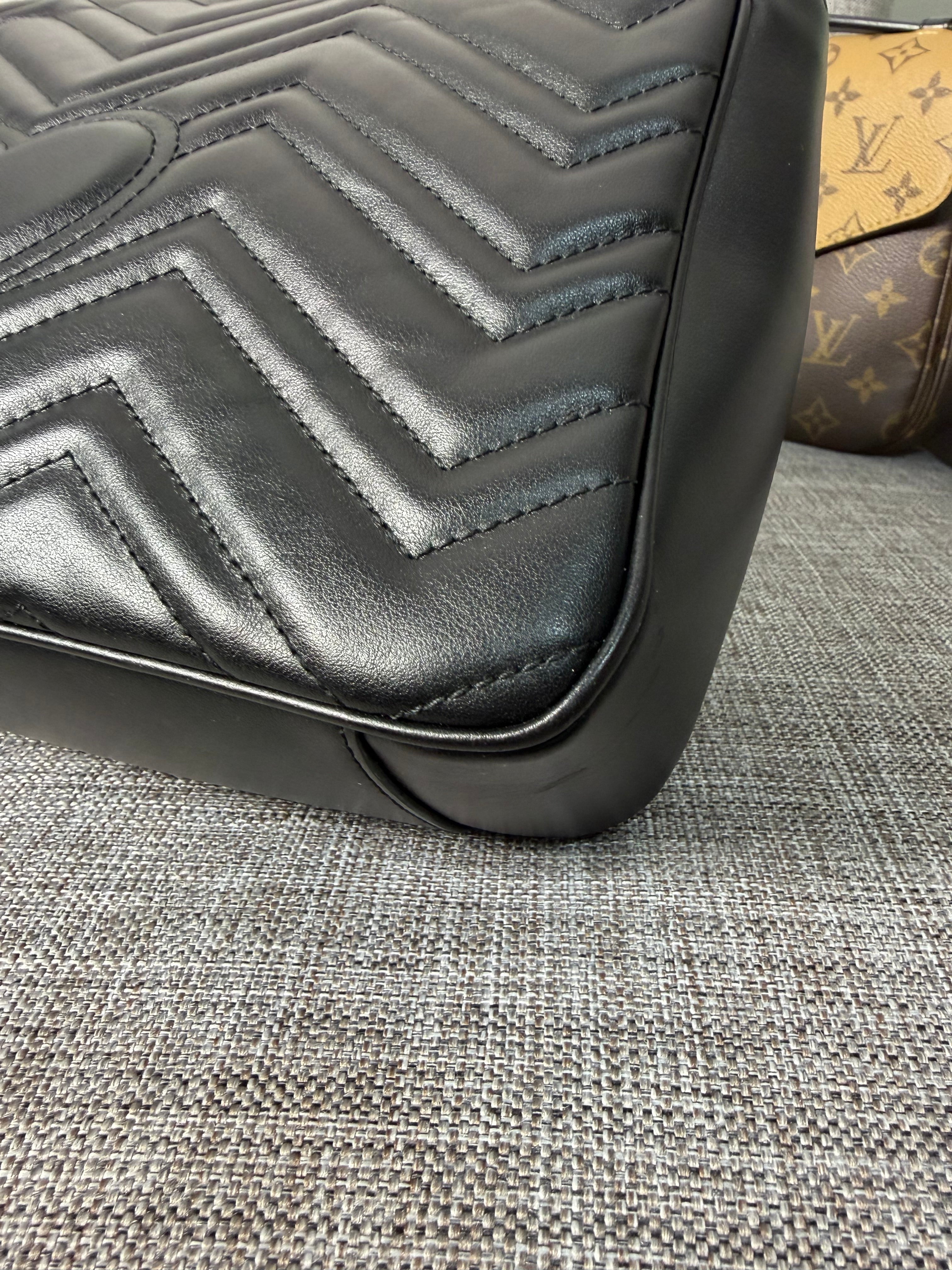 Gucci Marmont Black Medium