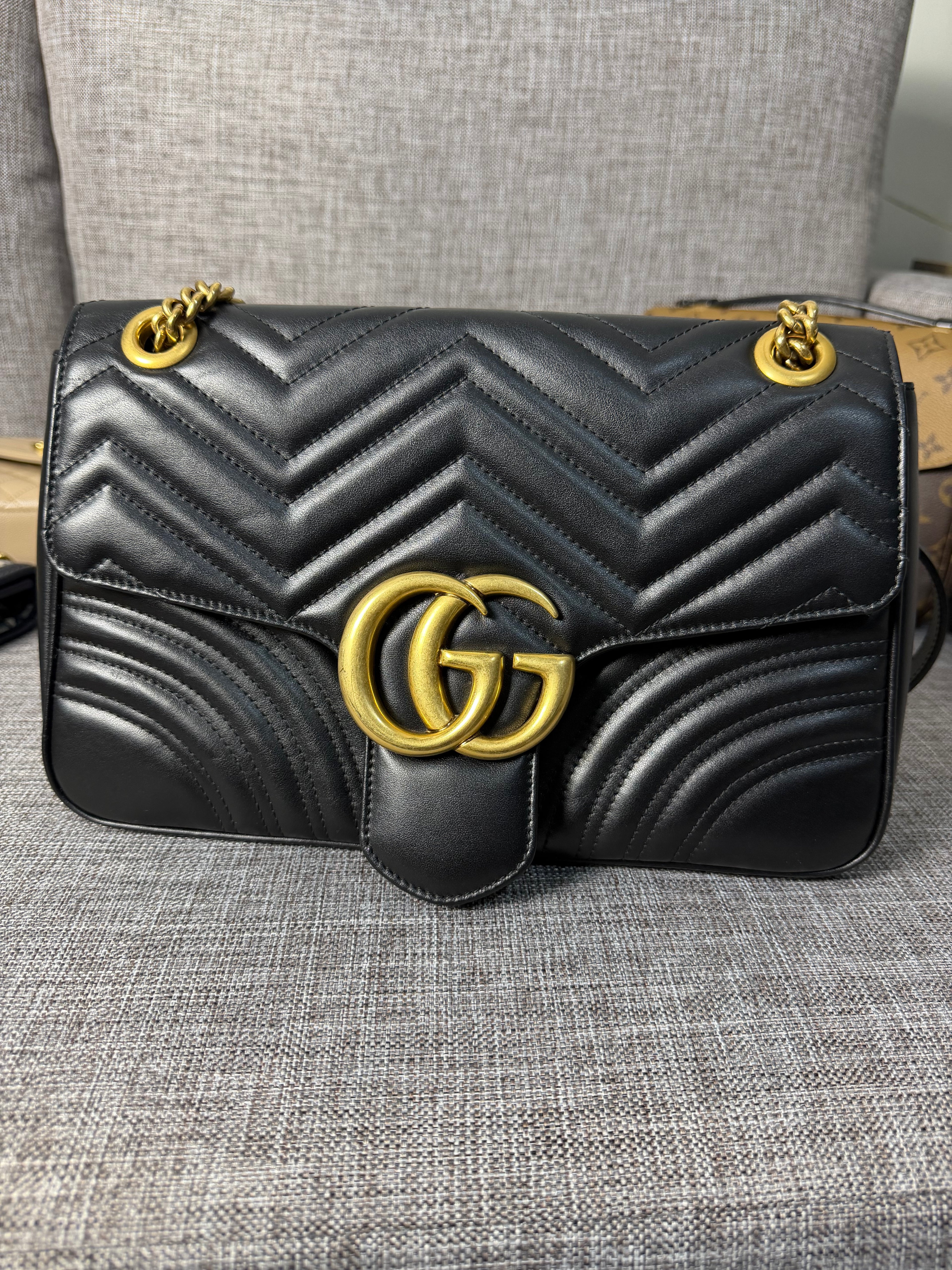 Gucci Marmont Black Medium